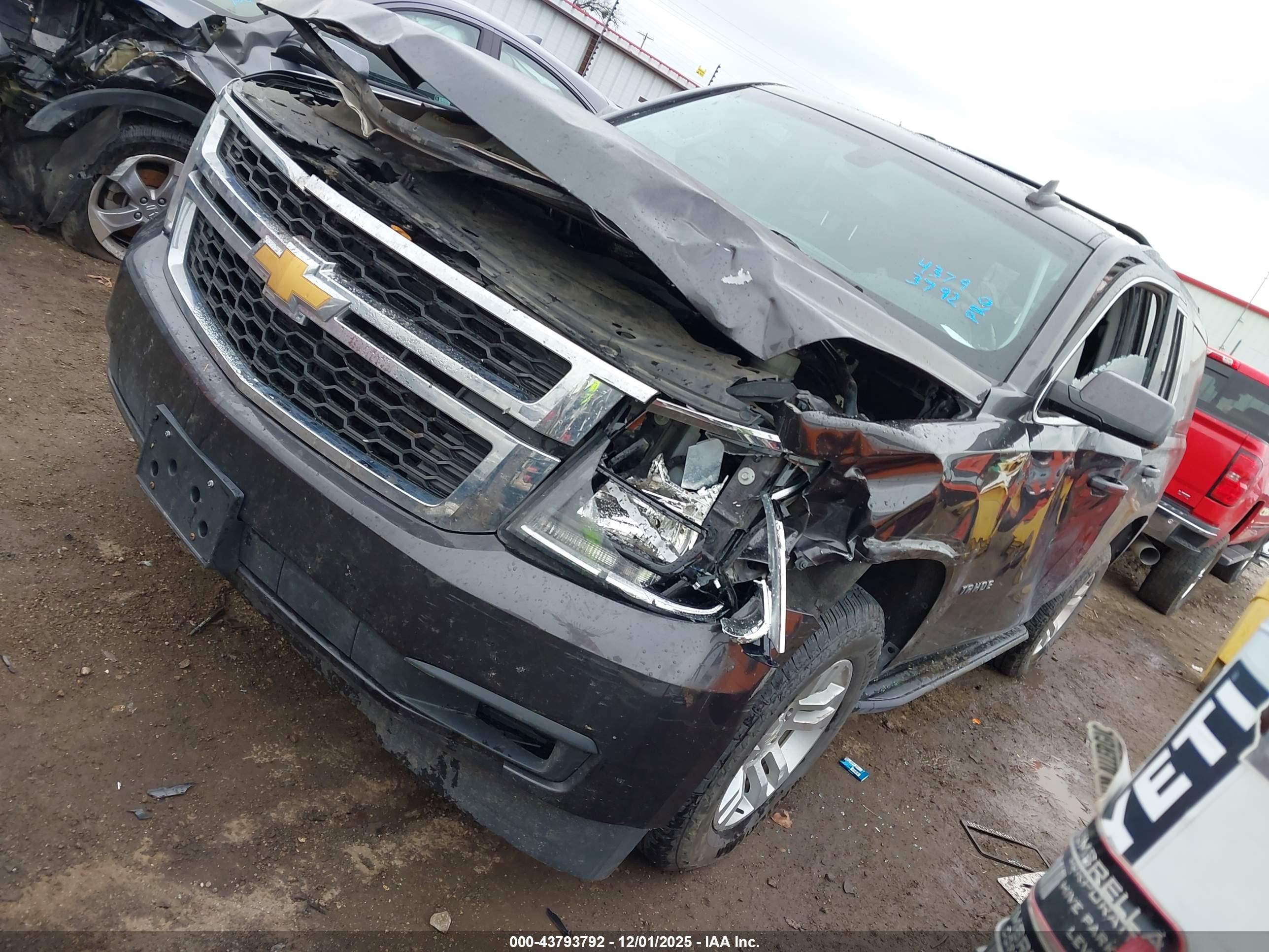 CHEVROLET TAHOE image 2