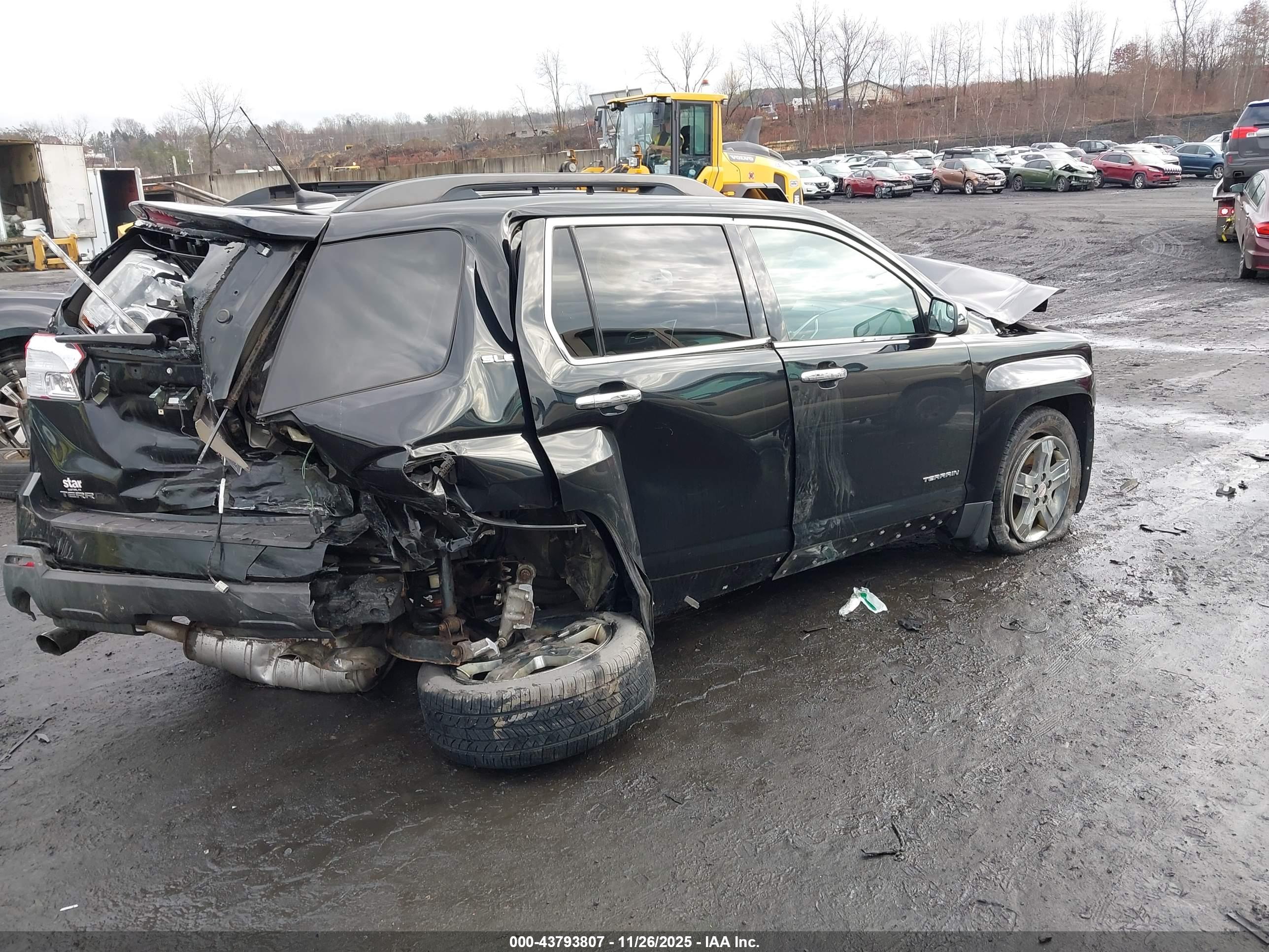GMC TERRAIN image 4