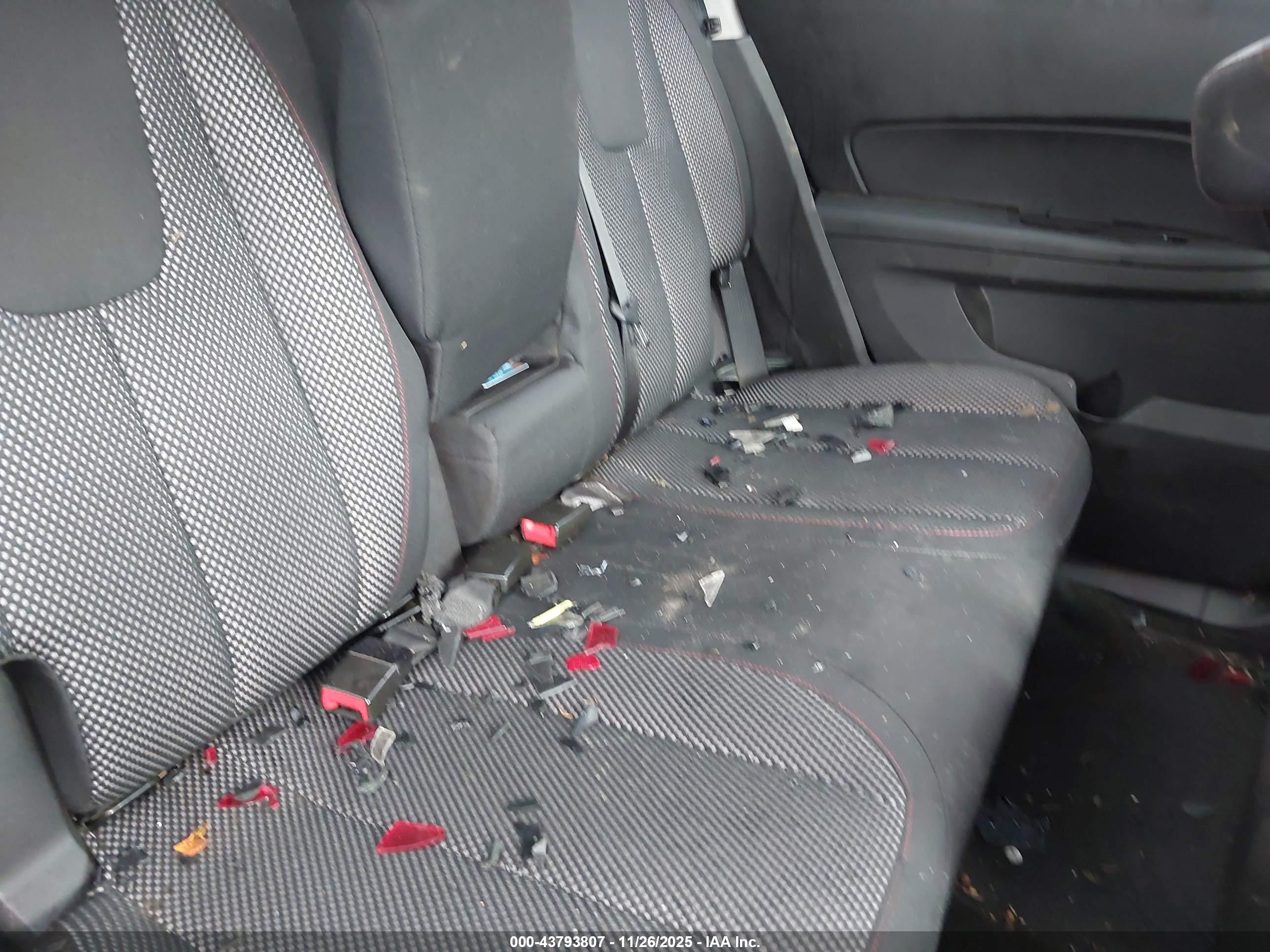 GMC TERRAIN image 8