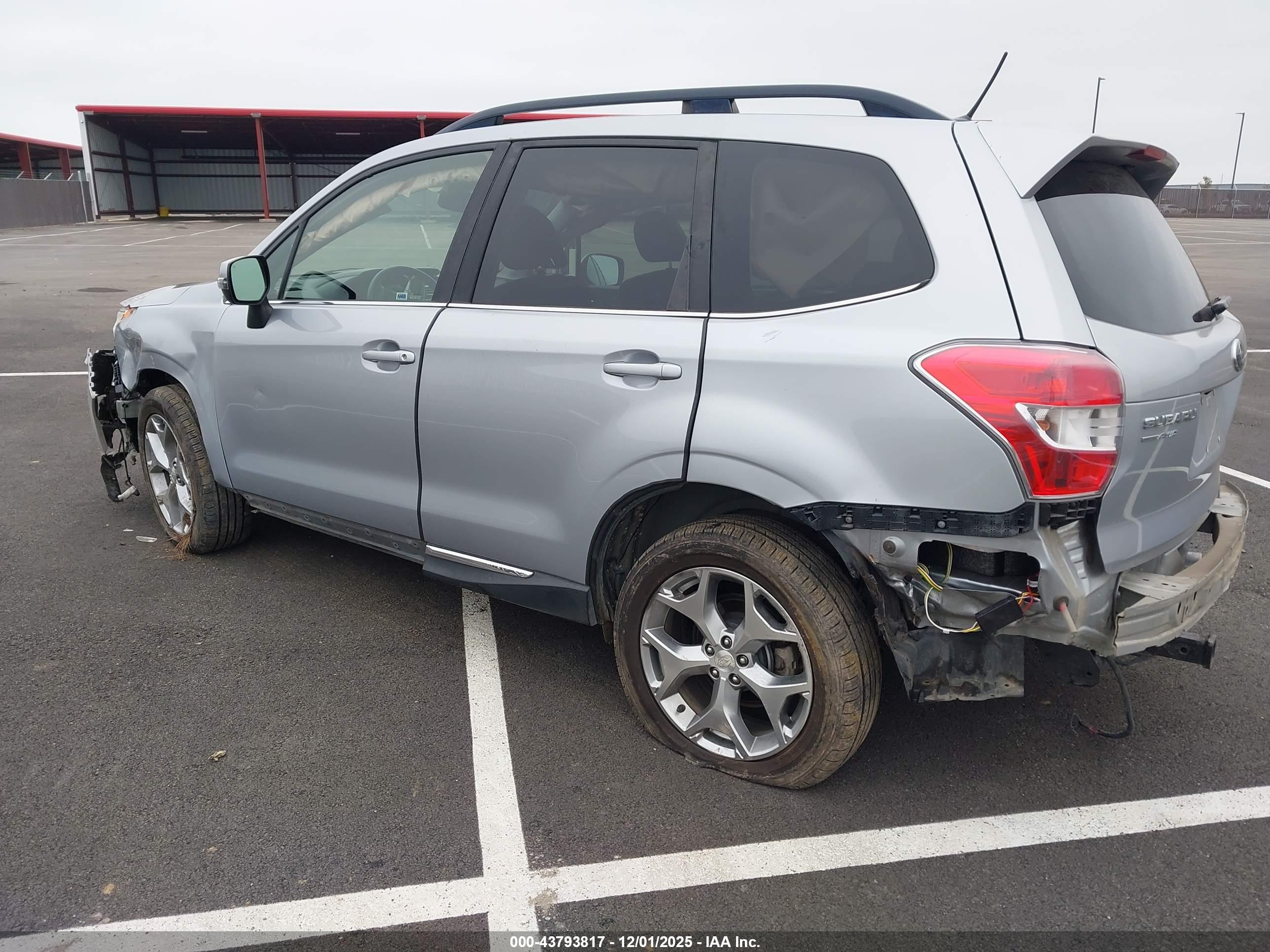 SUBARU FORESTER image 3