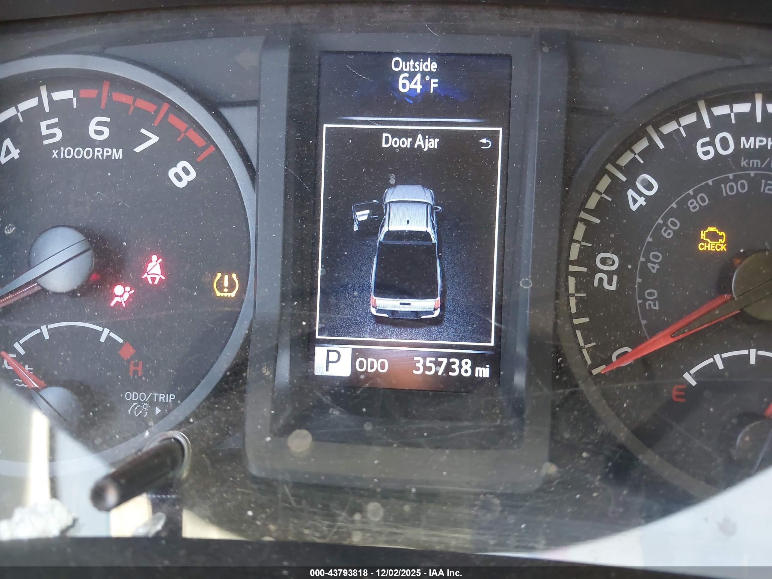 TOYOTA TACOMA image 7