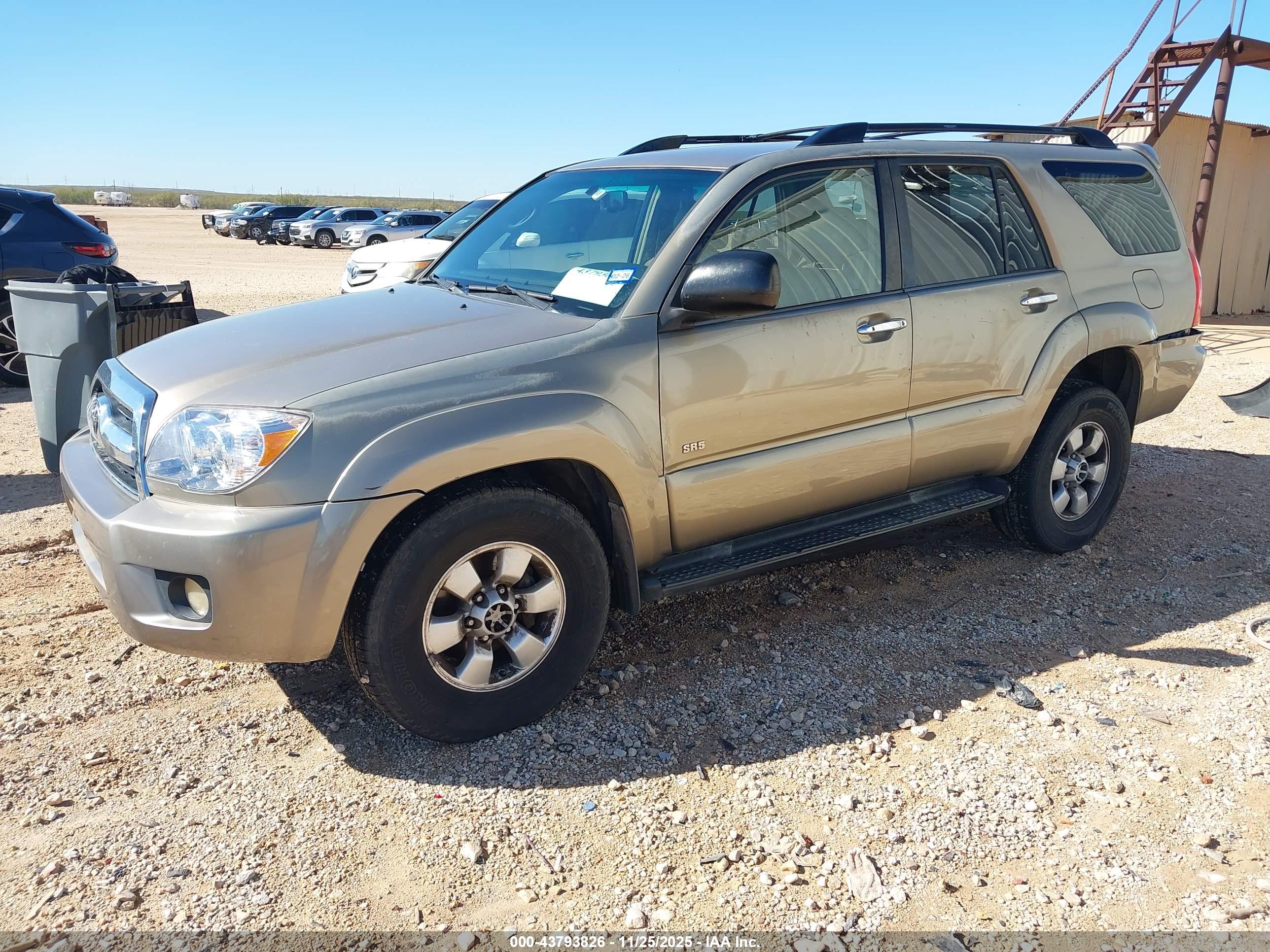 TOYOTA 4RUNNER image 2