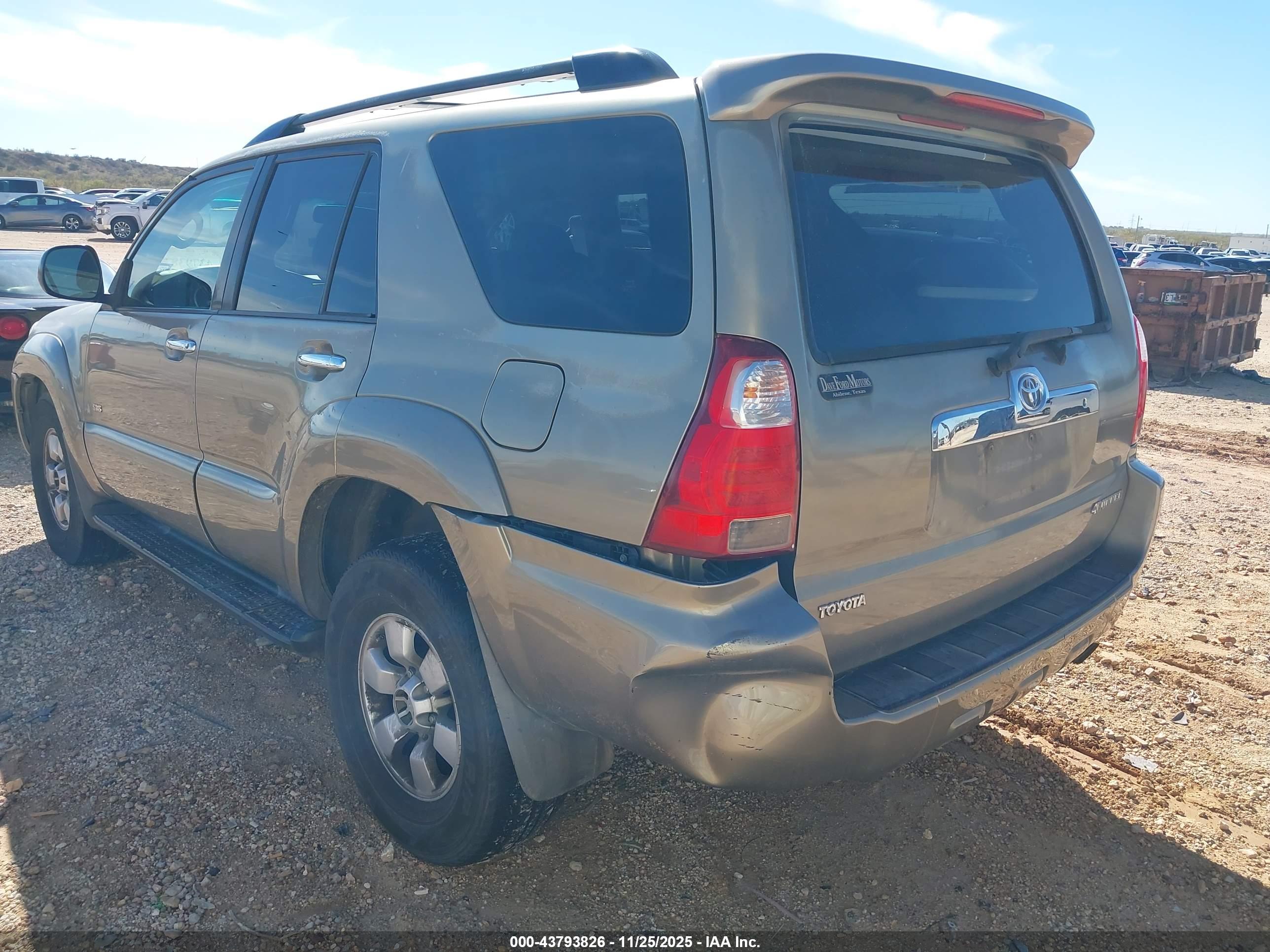 TOYOTA 4RUNNER image 6