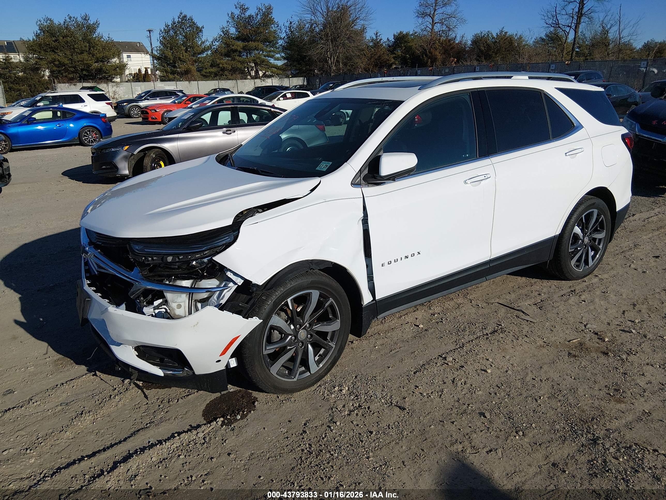 CHEVROLET EQUINOX image 2