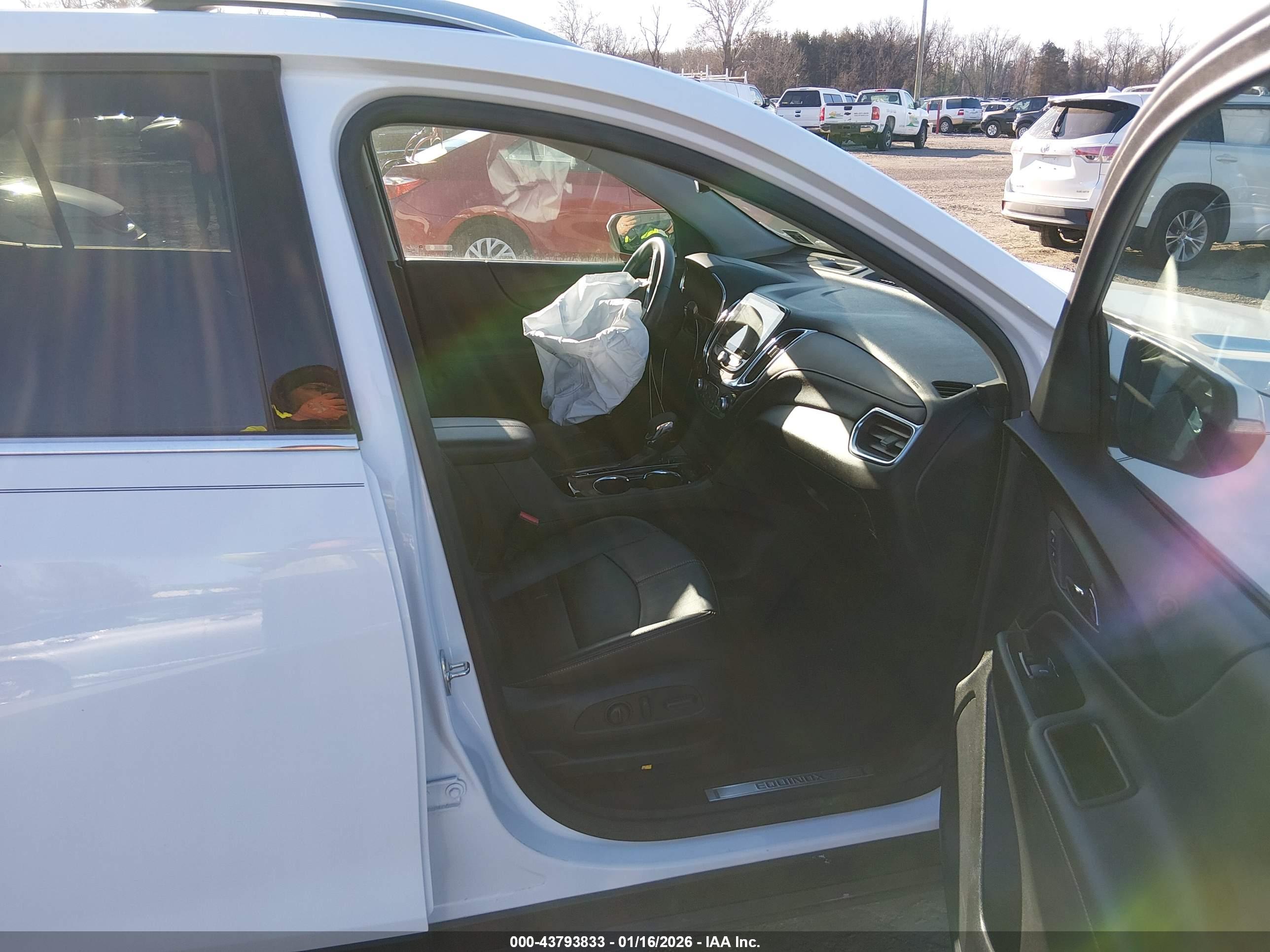 CHEVROLET EQUINOX image 5
