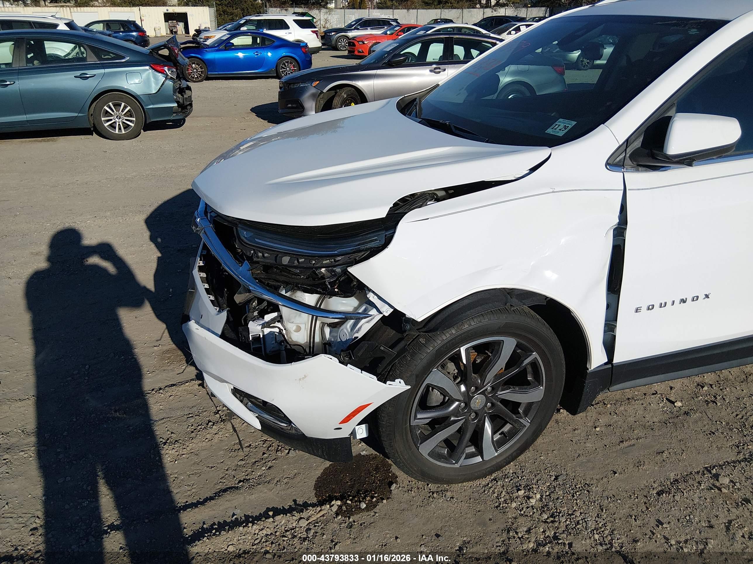 CHEVROLET EQUINOX image 6