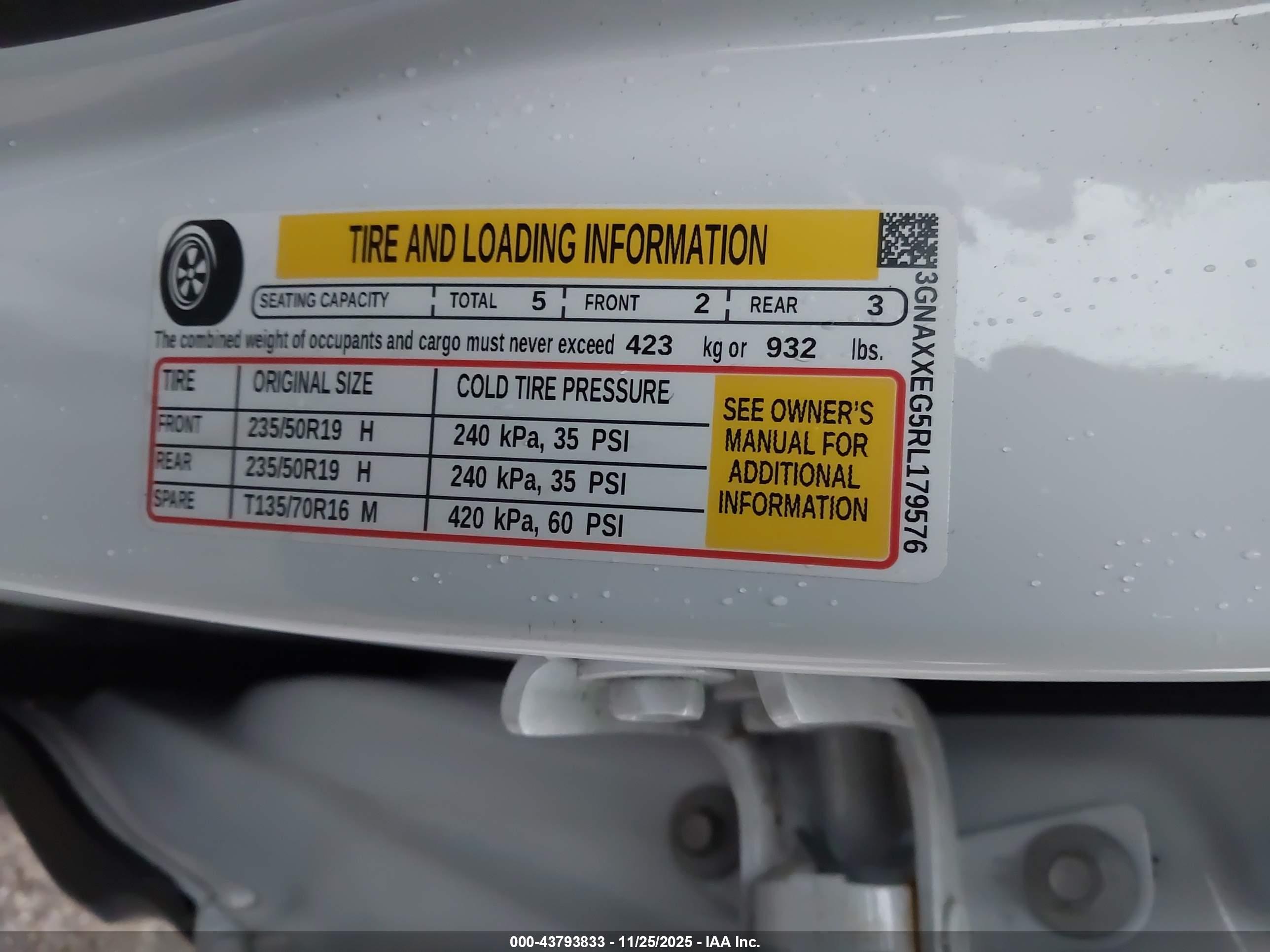 CHEVROLET EQUINOX image 9