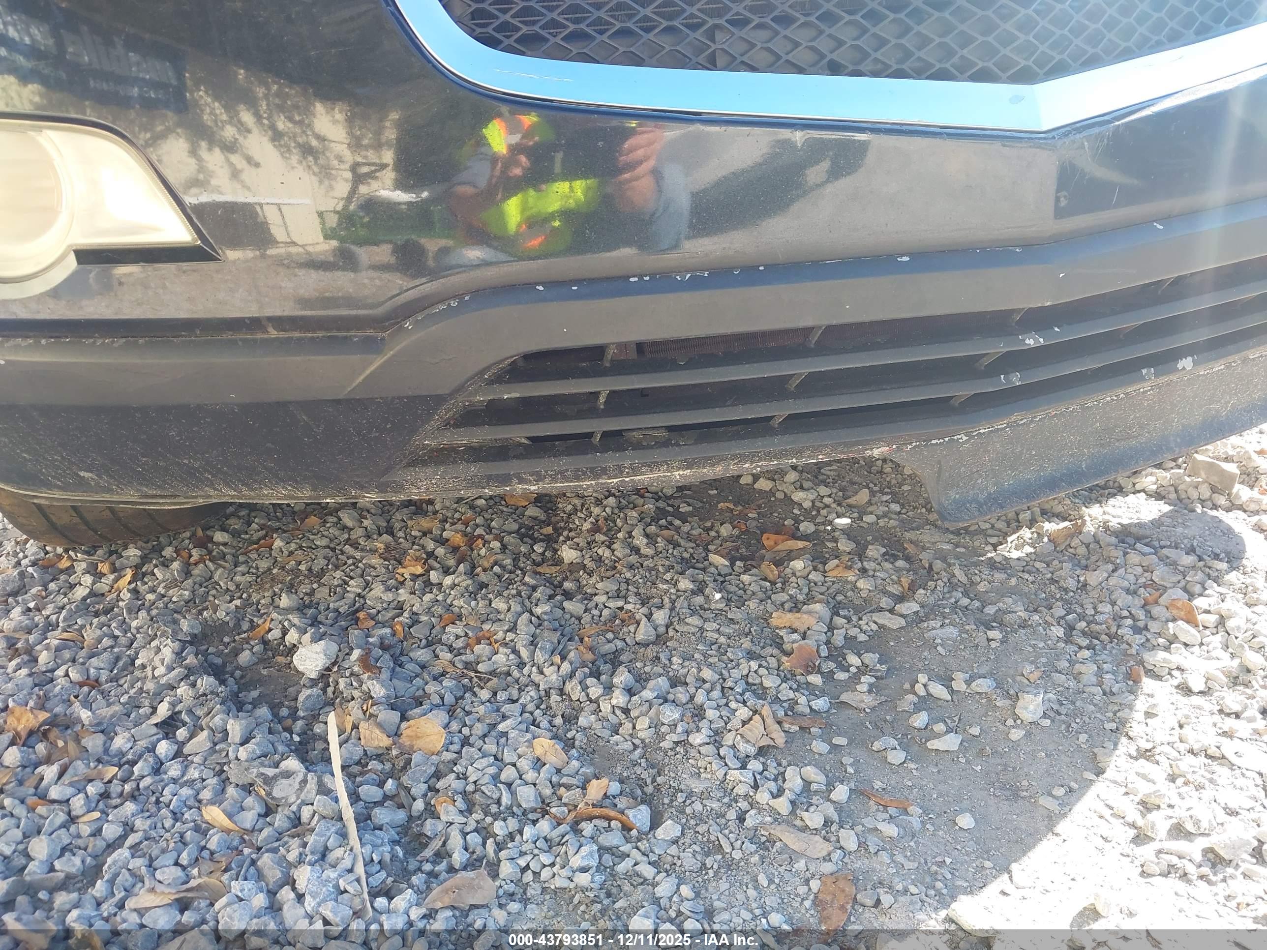 CHEVROLET TRAVERSE image 6