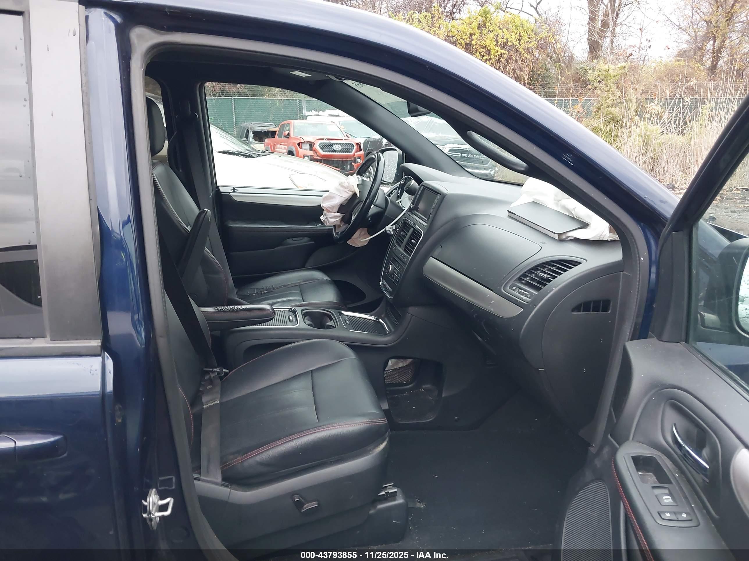 DODGE GRAND image 5