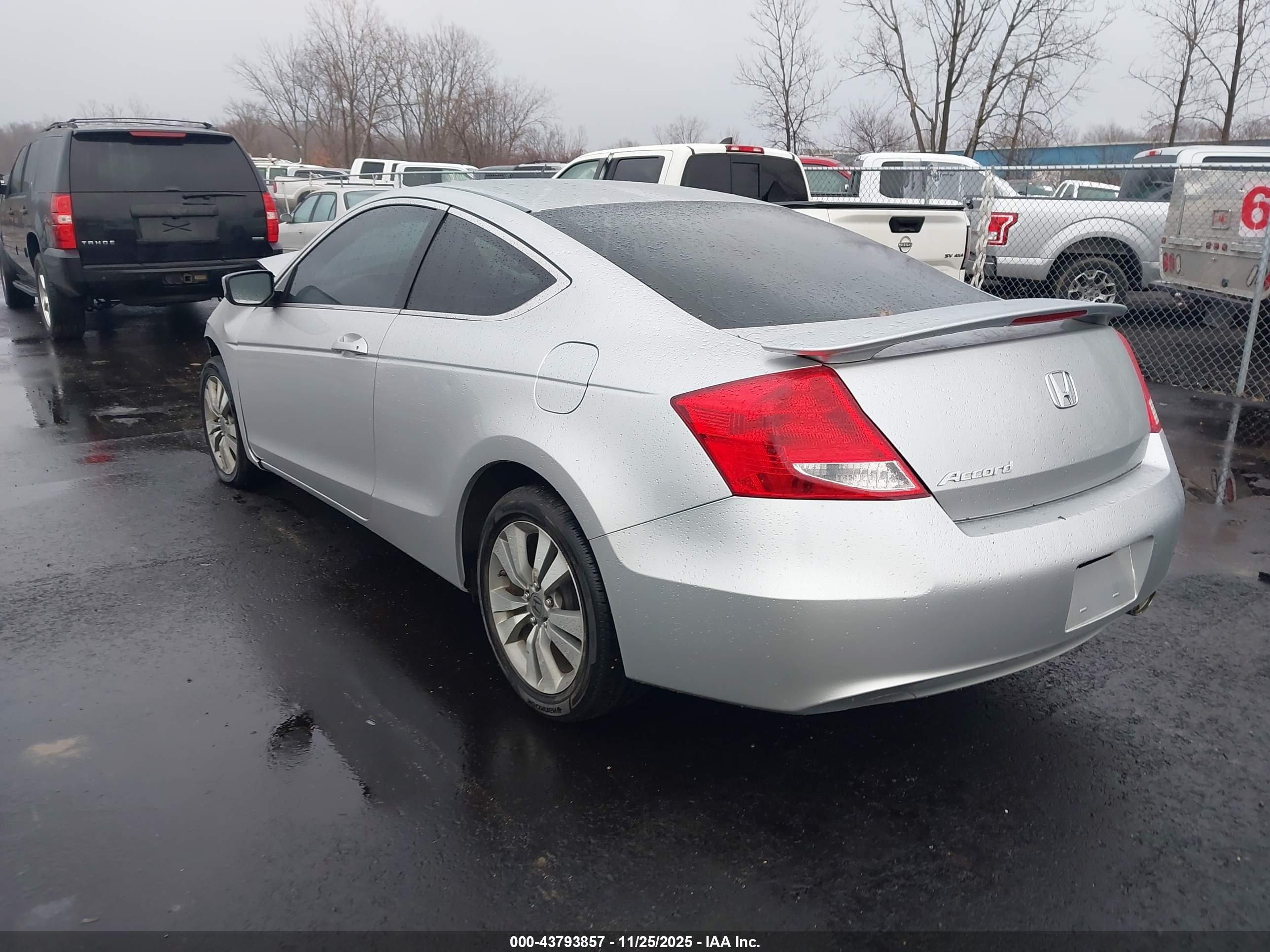 HONDA ACCORD image 3