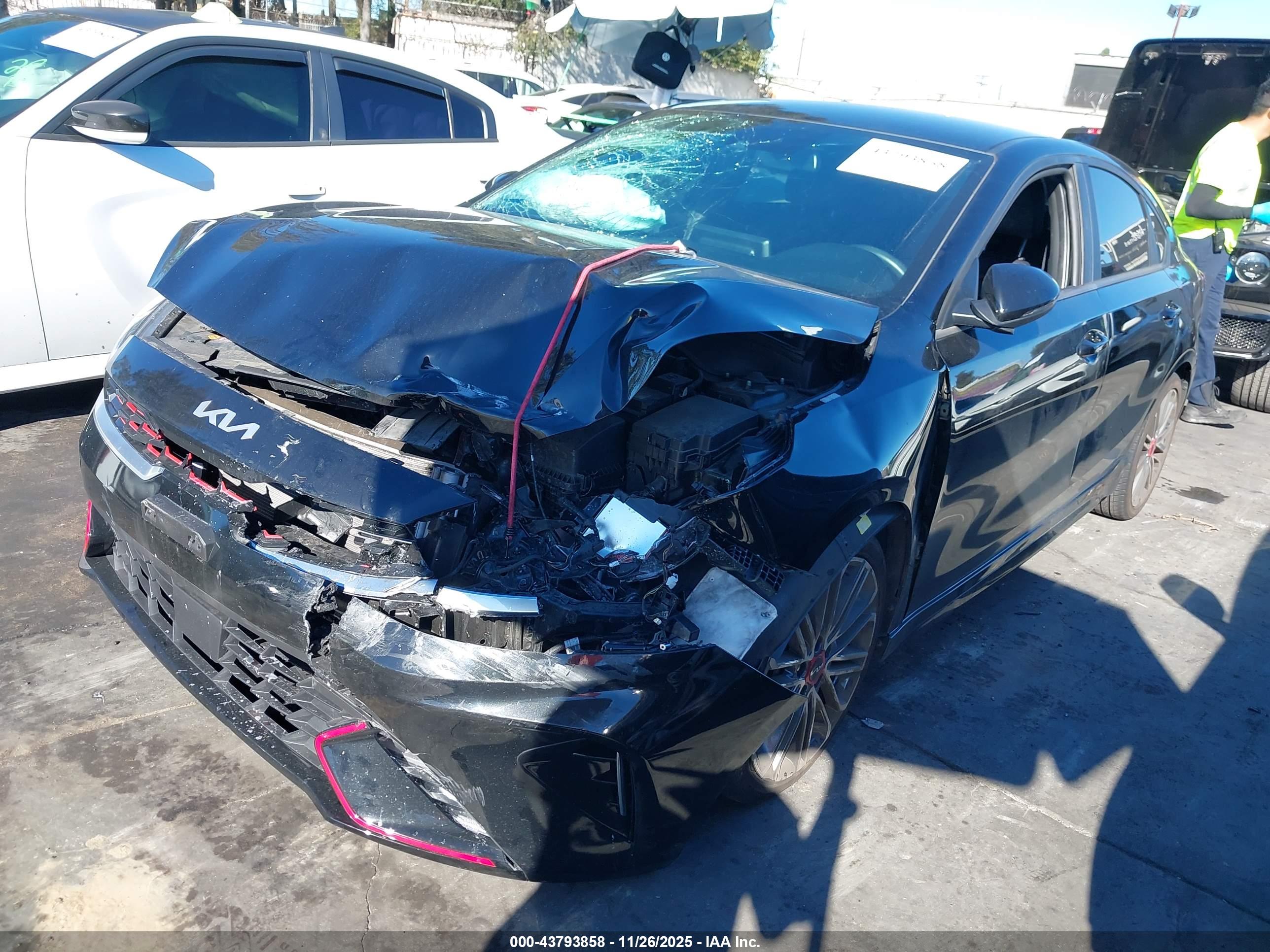KIA FORTE image 2