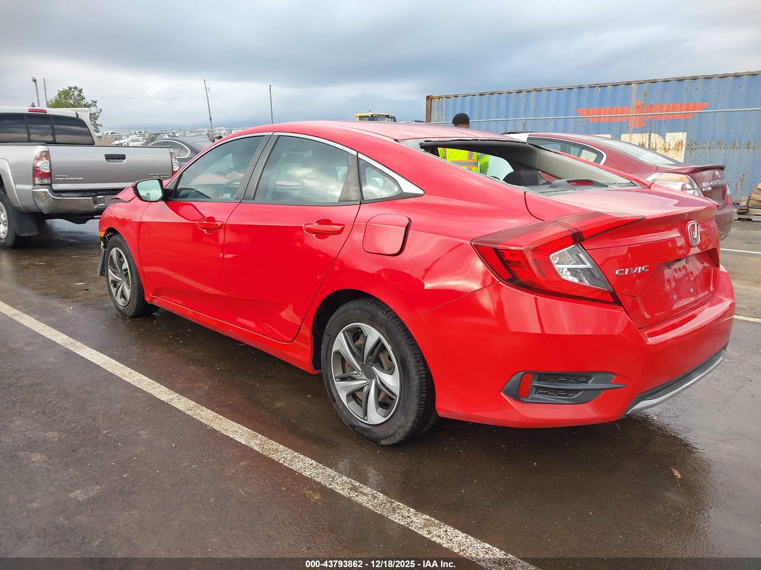 HONDA CIVIC image 3
