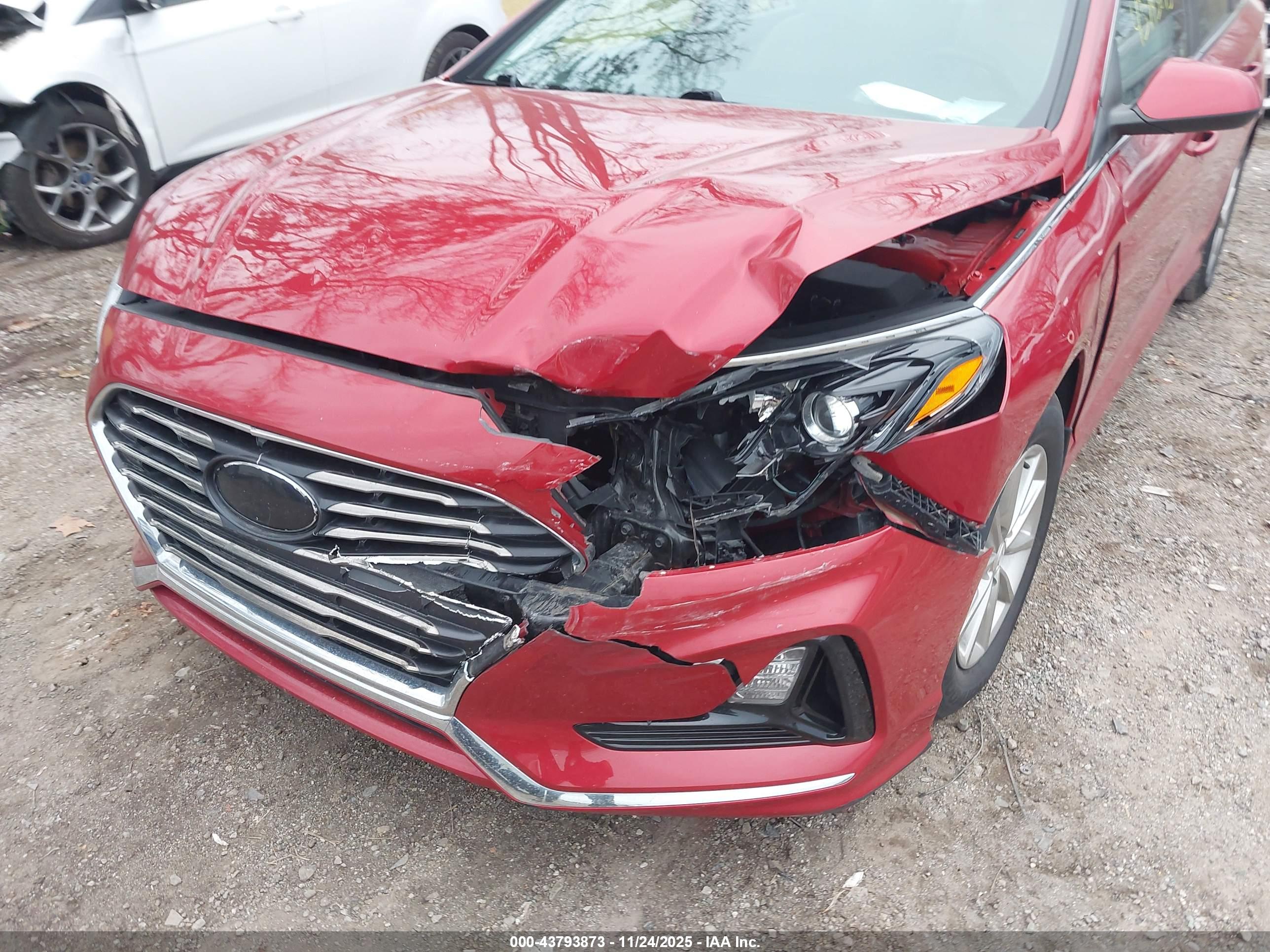 HYUNDAI SONATA image 6