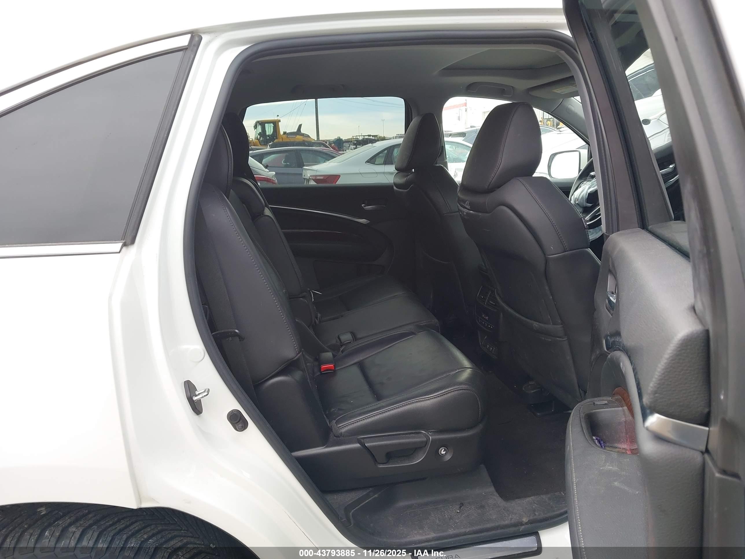 ACURA MDX image 8