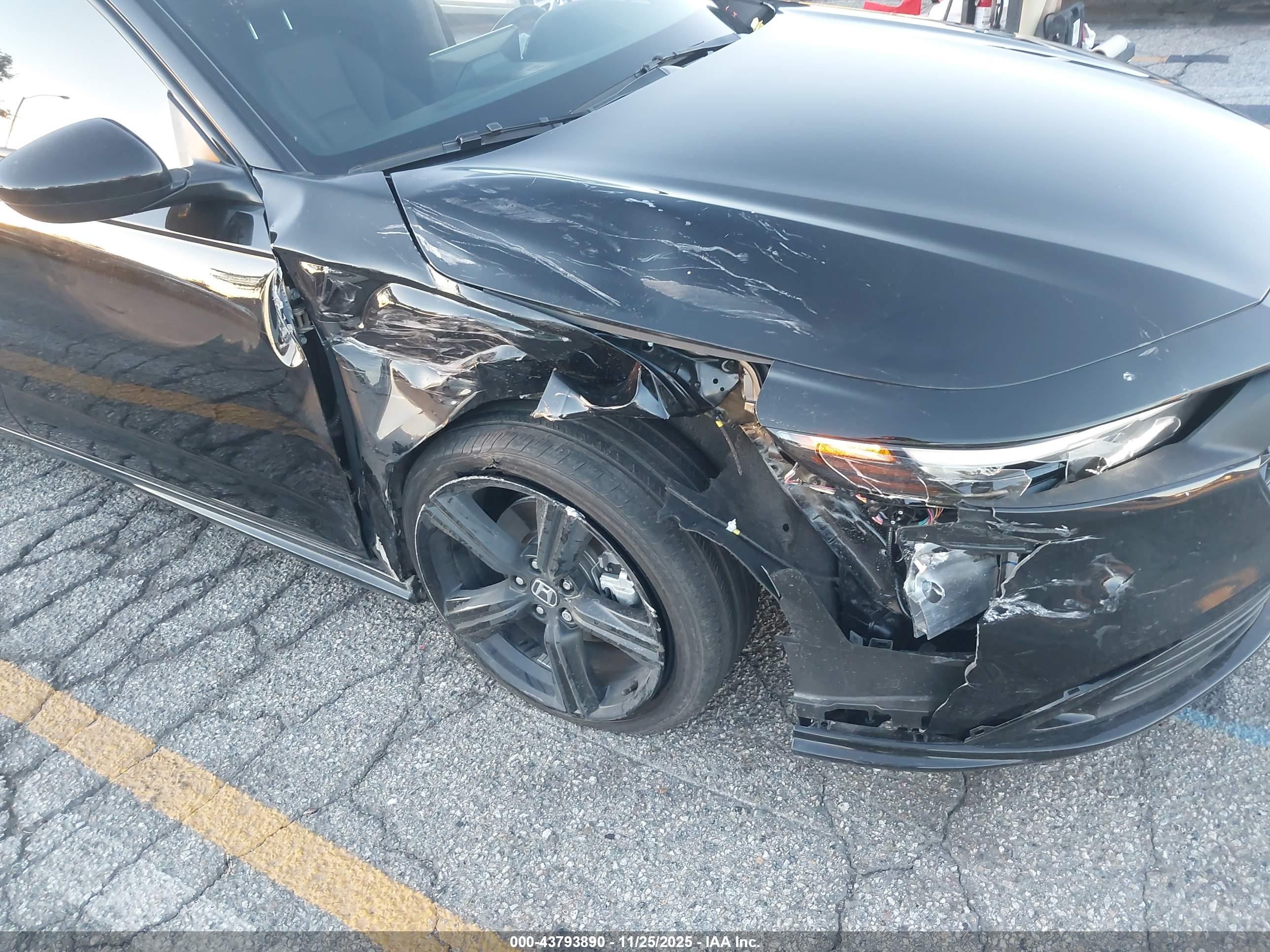 HONDA ACCORD image 6