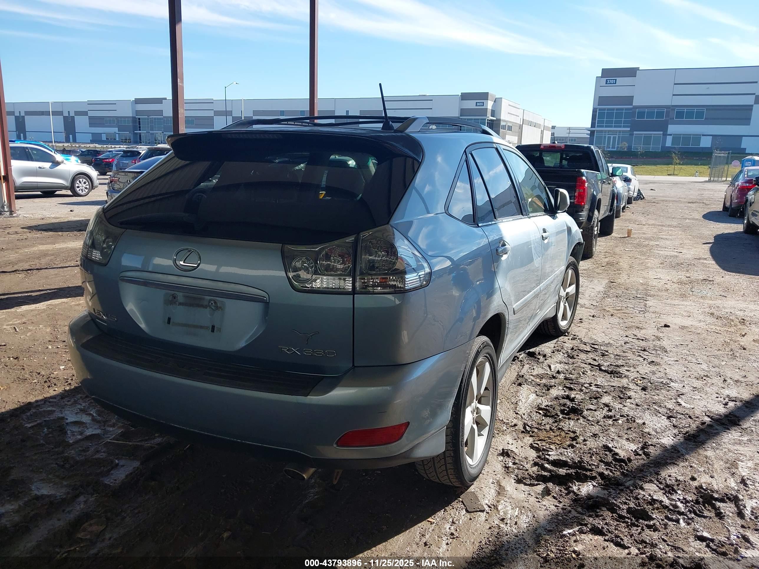 LEXUS RX image 4