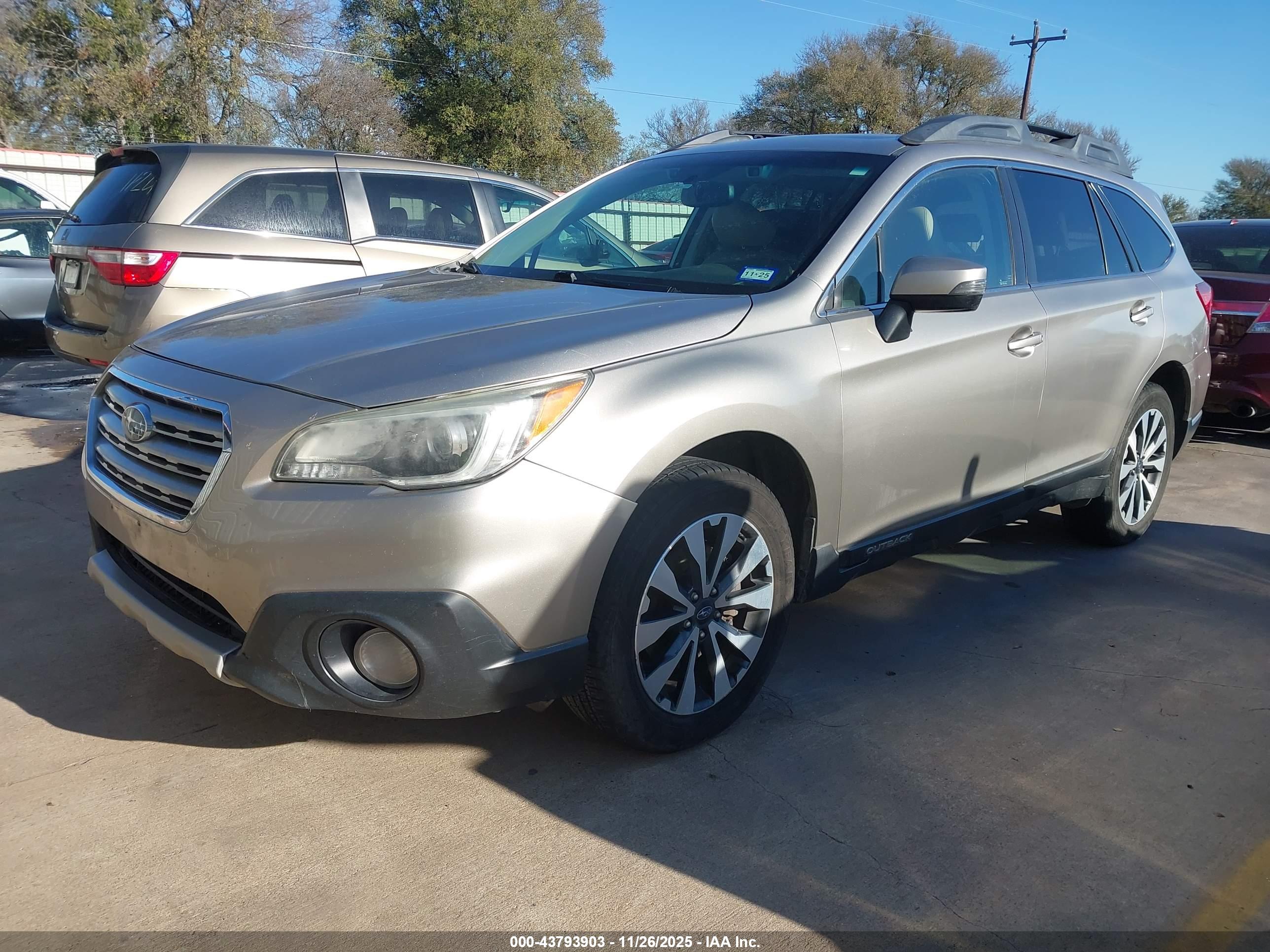 SUBARU OUTBACK image 2