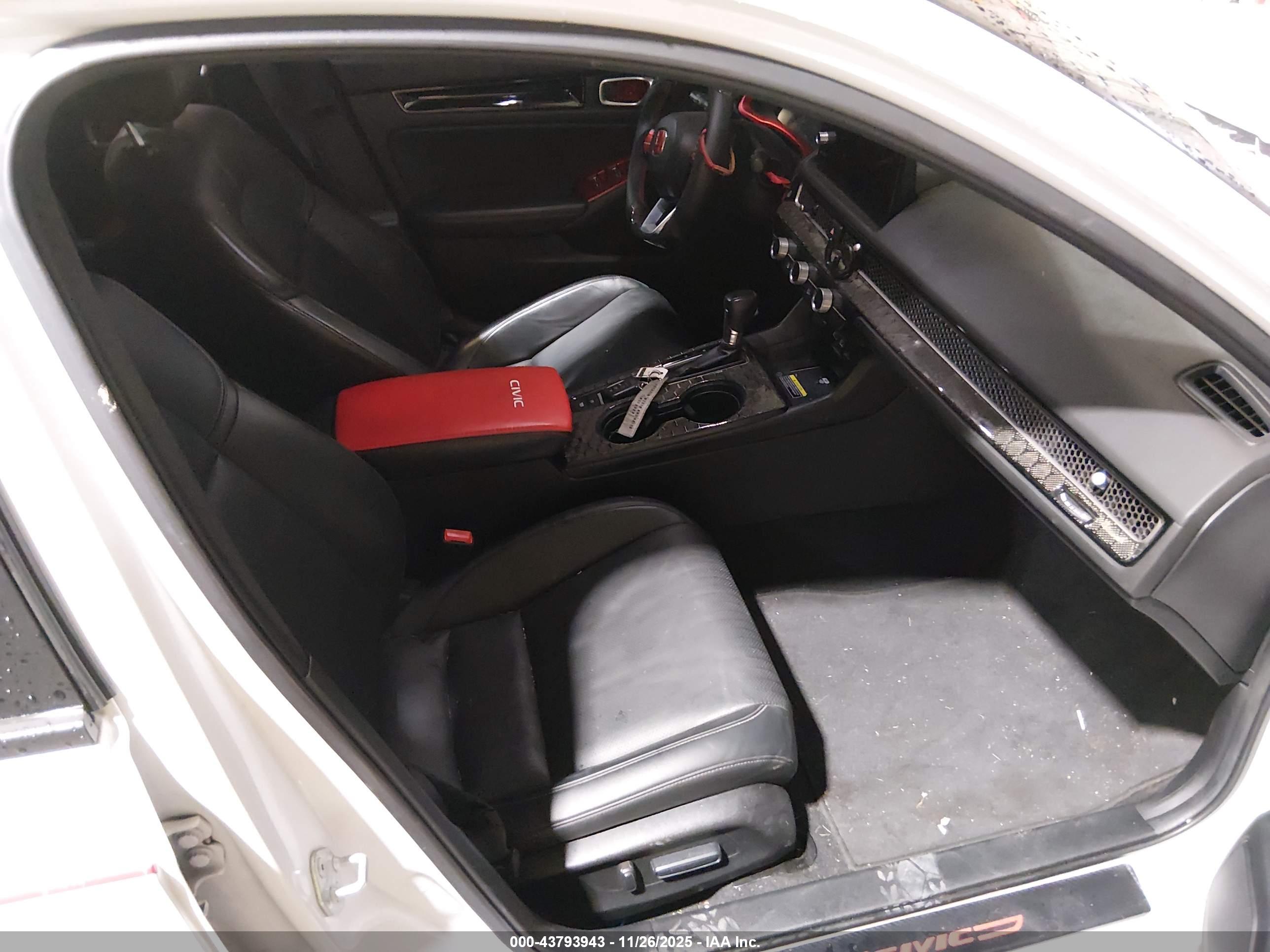 HONDA CIVIC image 5