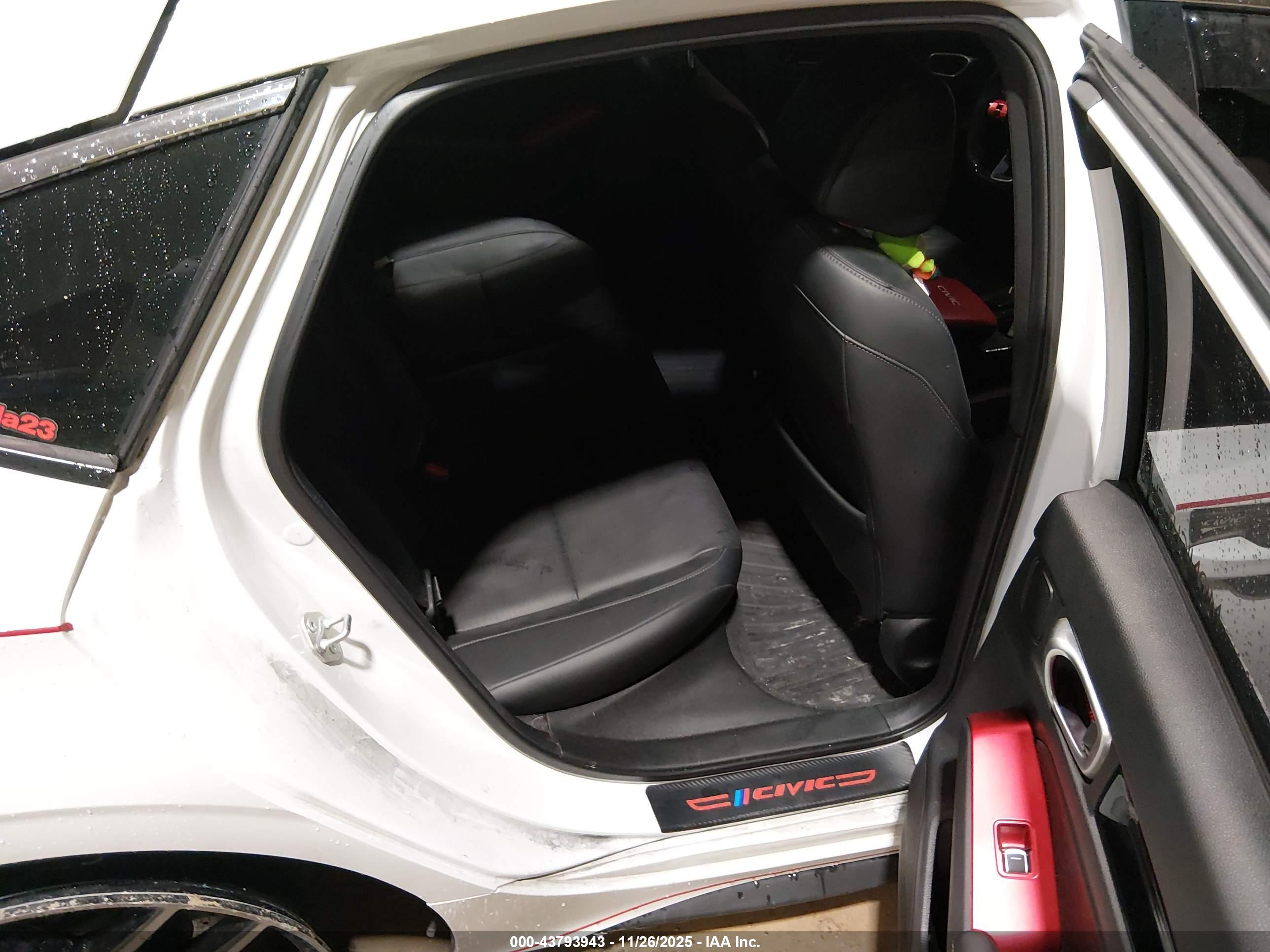 HONDA CIVIC image 8
