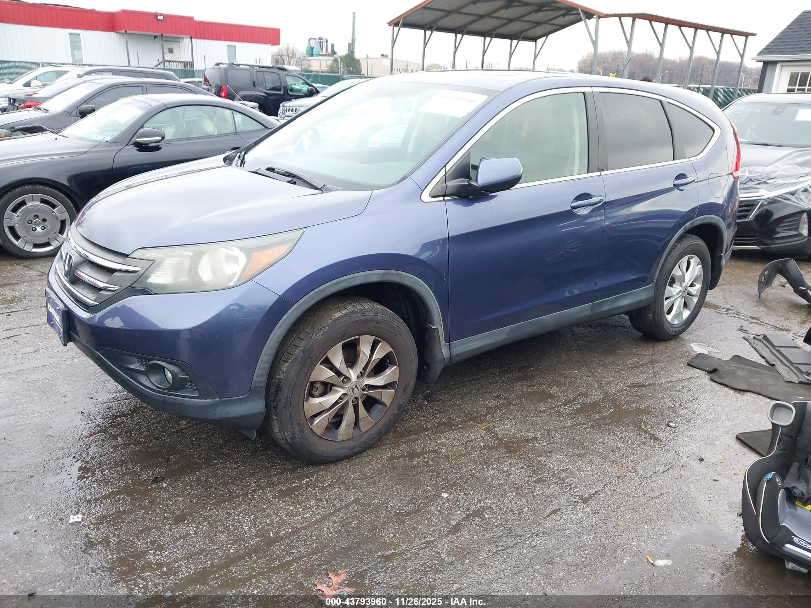 HONDA CR-V image 2