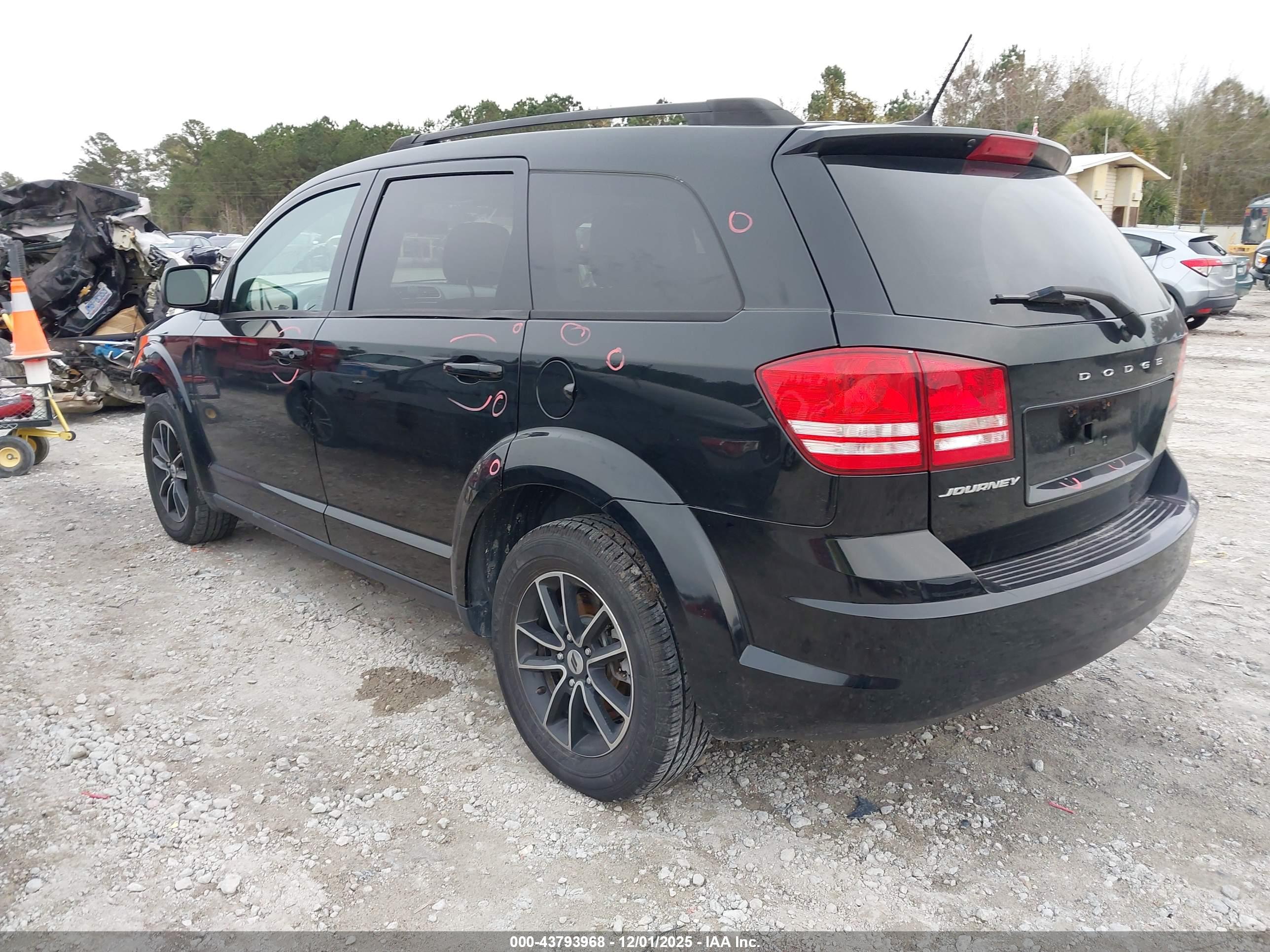 DODGE JOURNEY image 3