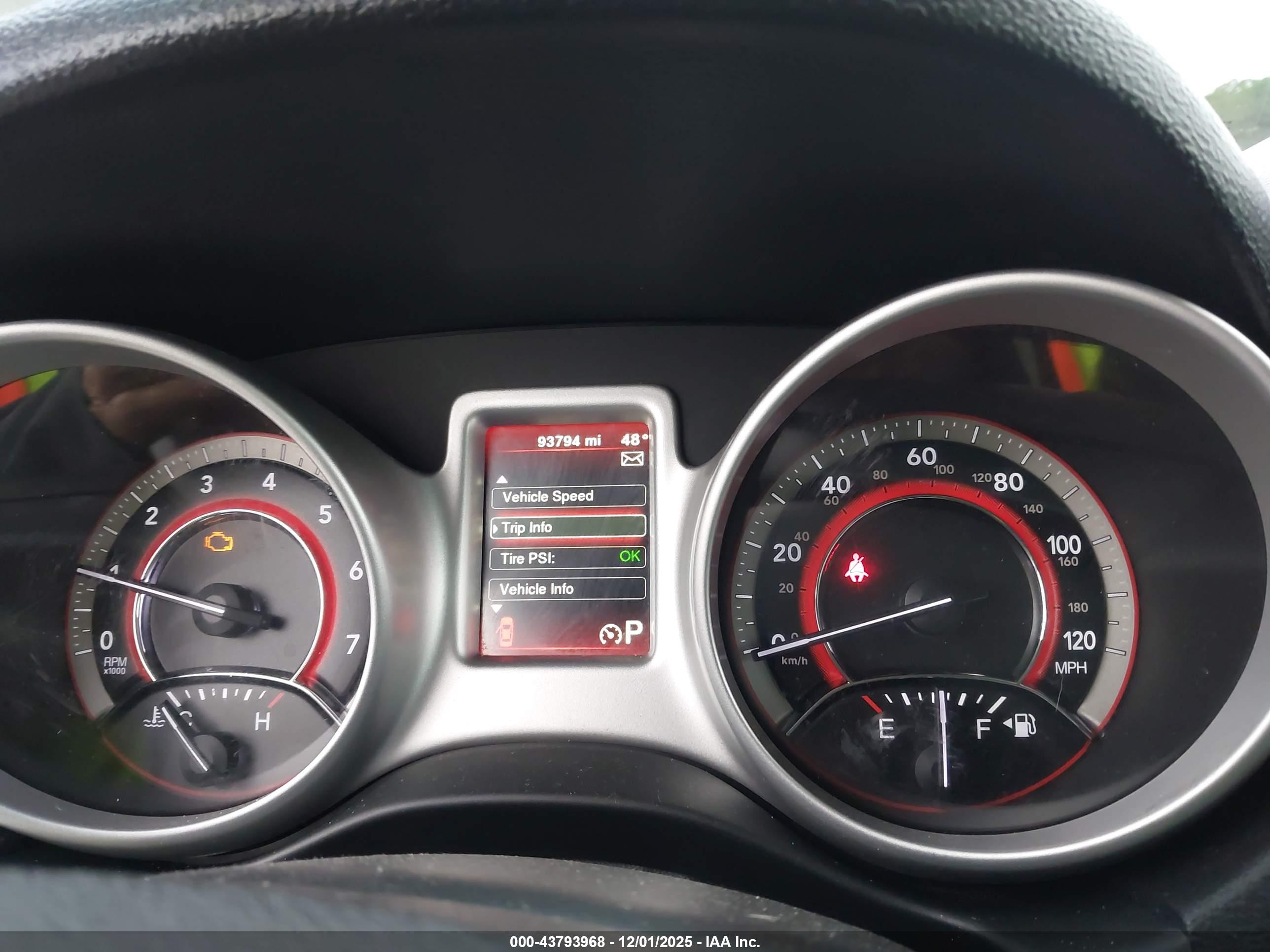 DODGE JOURNEY image 7