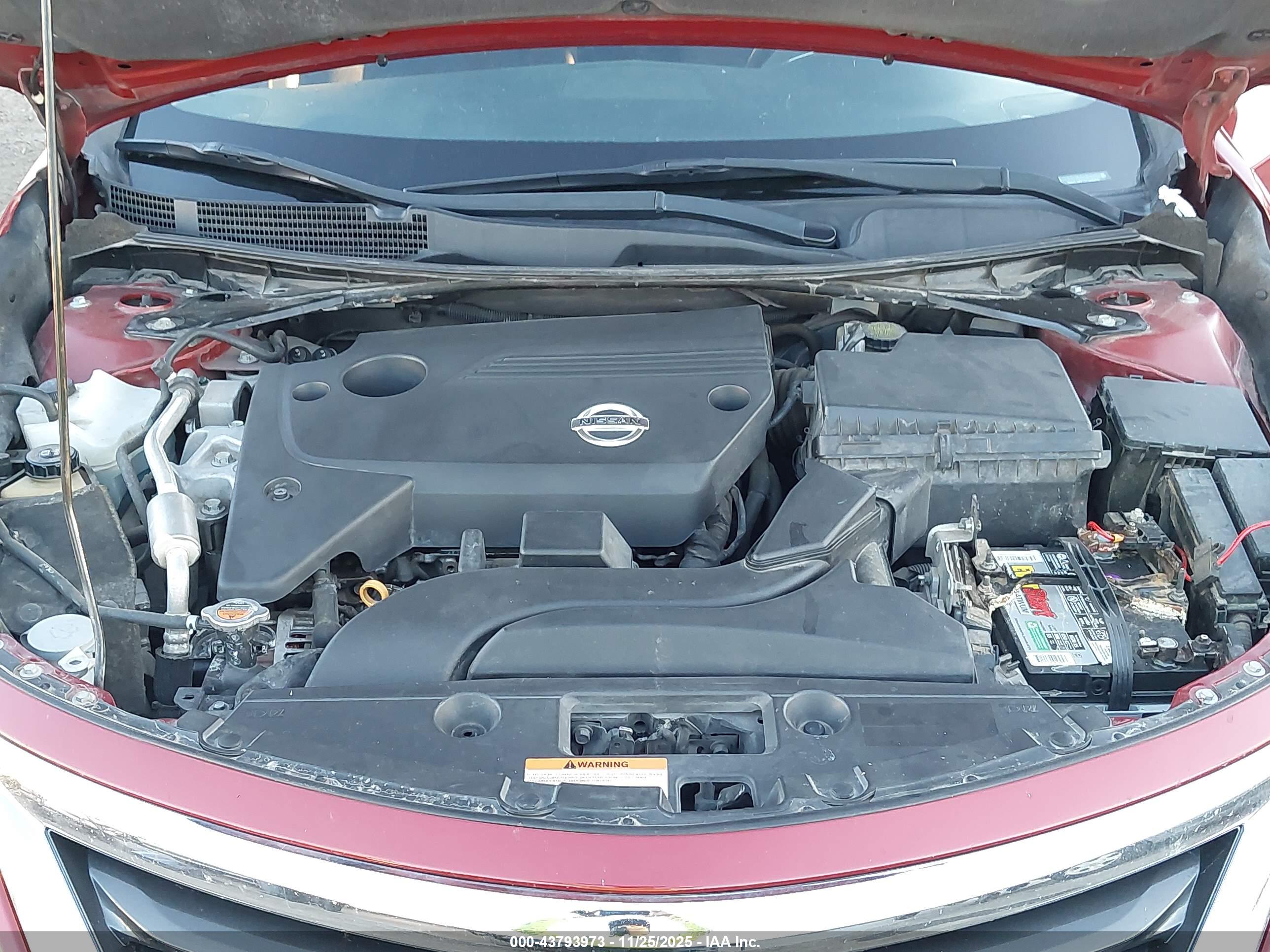 NISSAN ALTIMA image 10