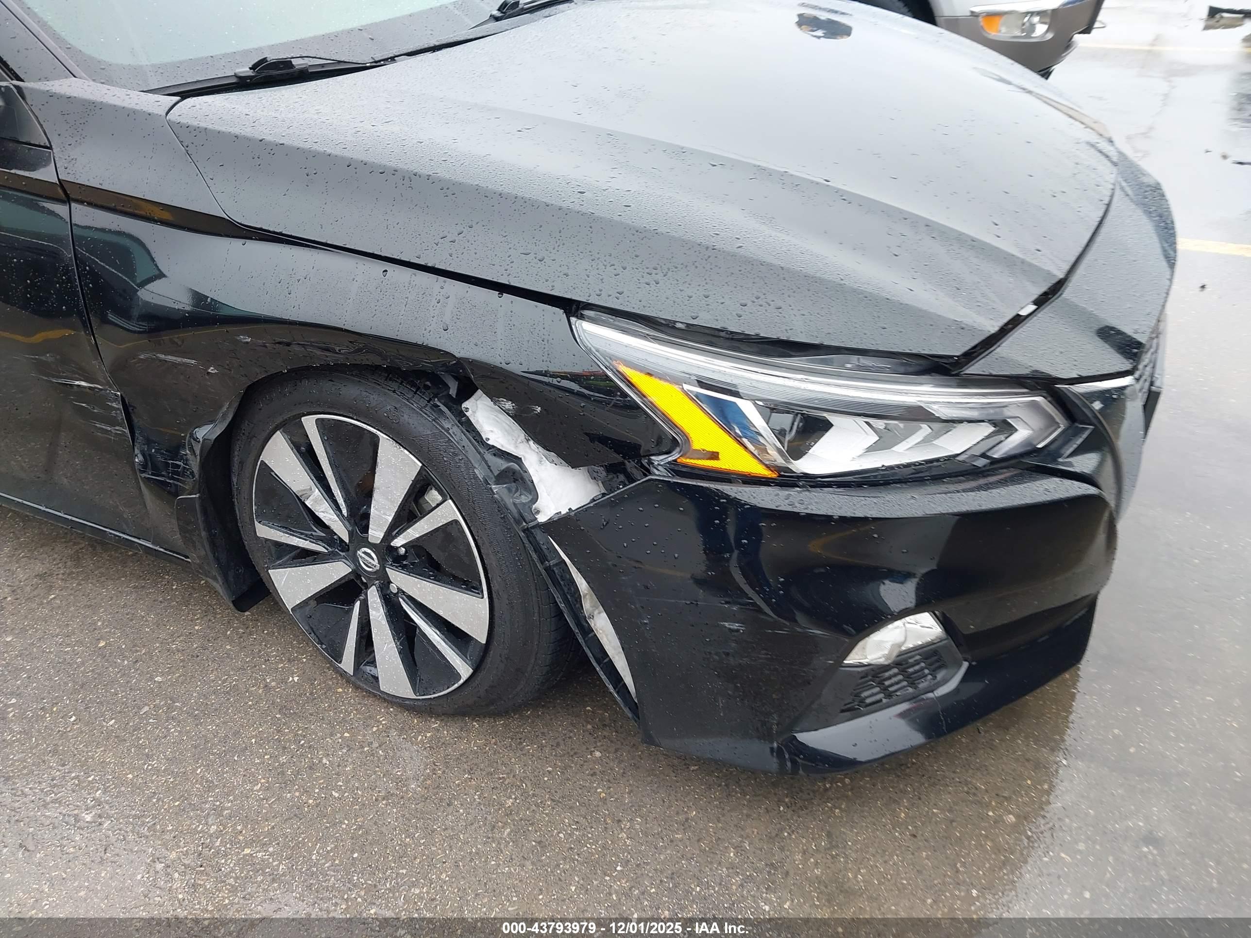 NISSAN ALTIMA image 6