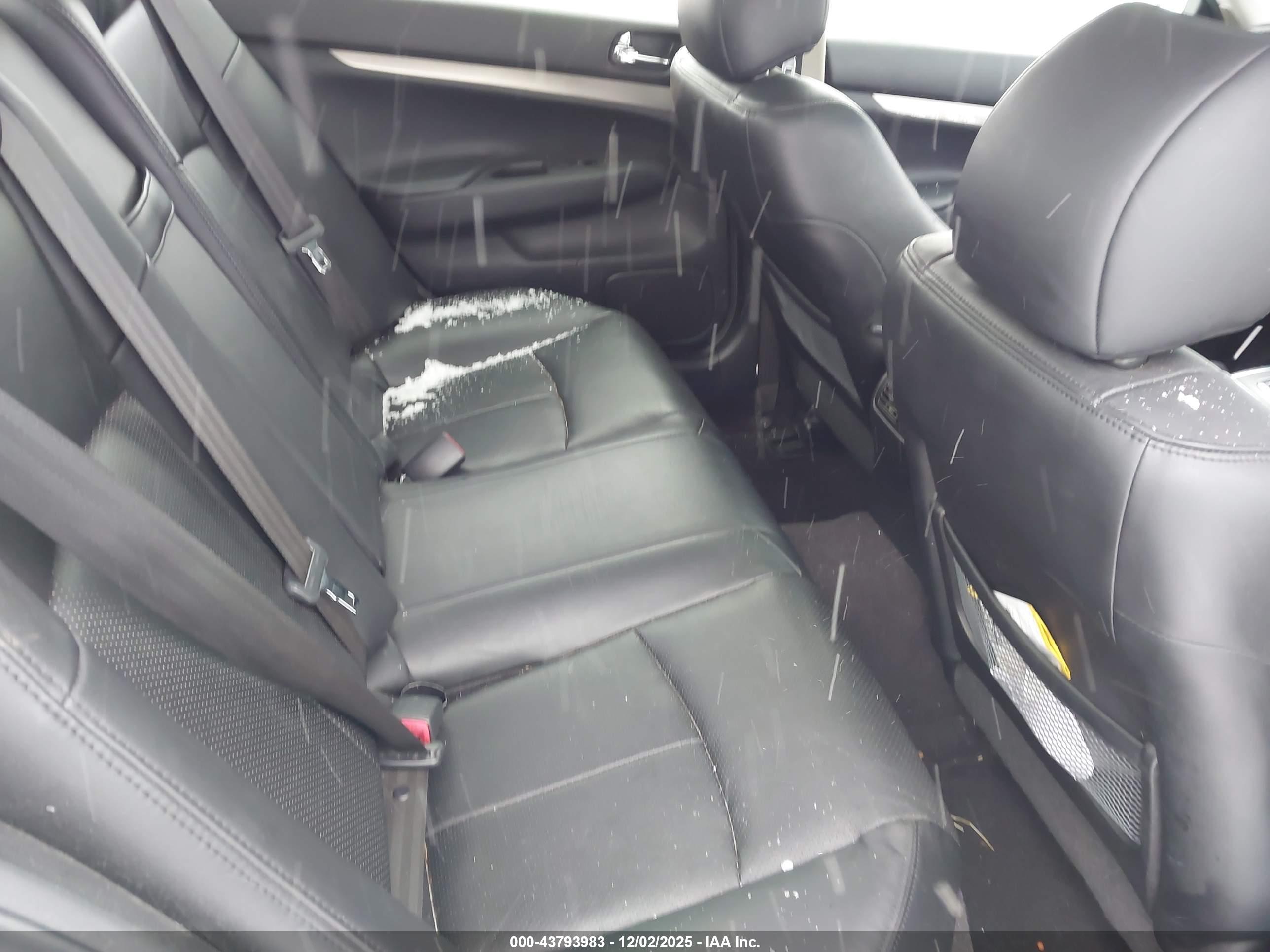 INFINITI G25X image 8