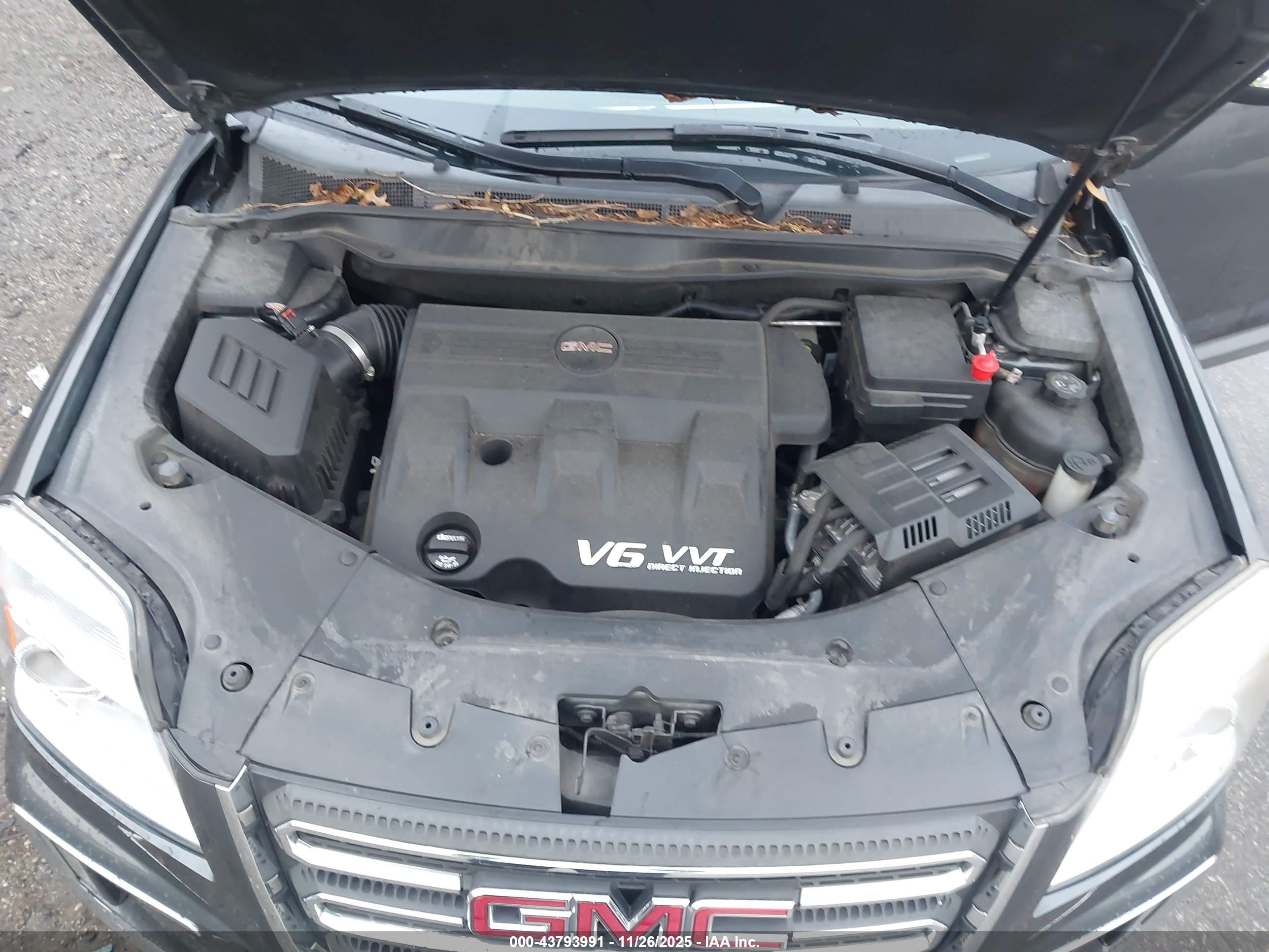 GMC TERRAIN image 10