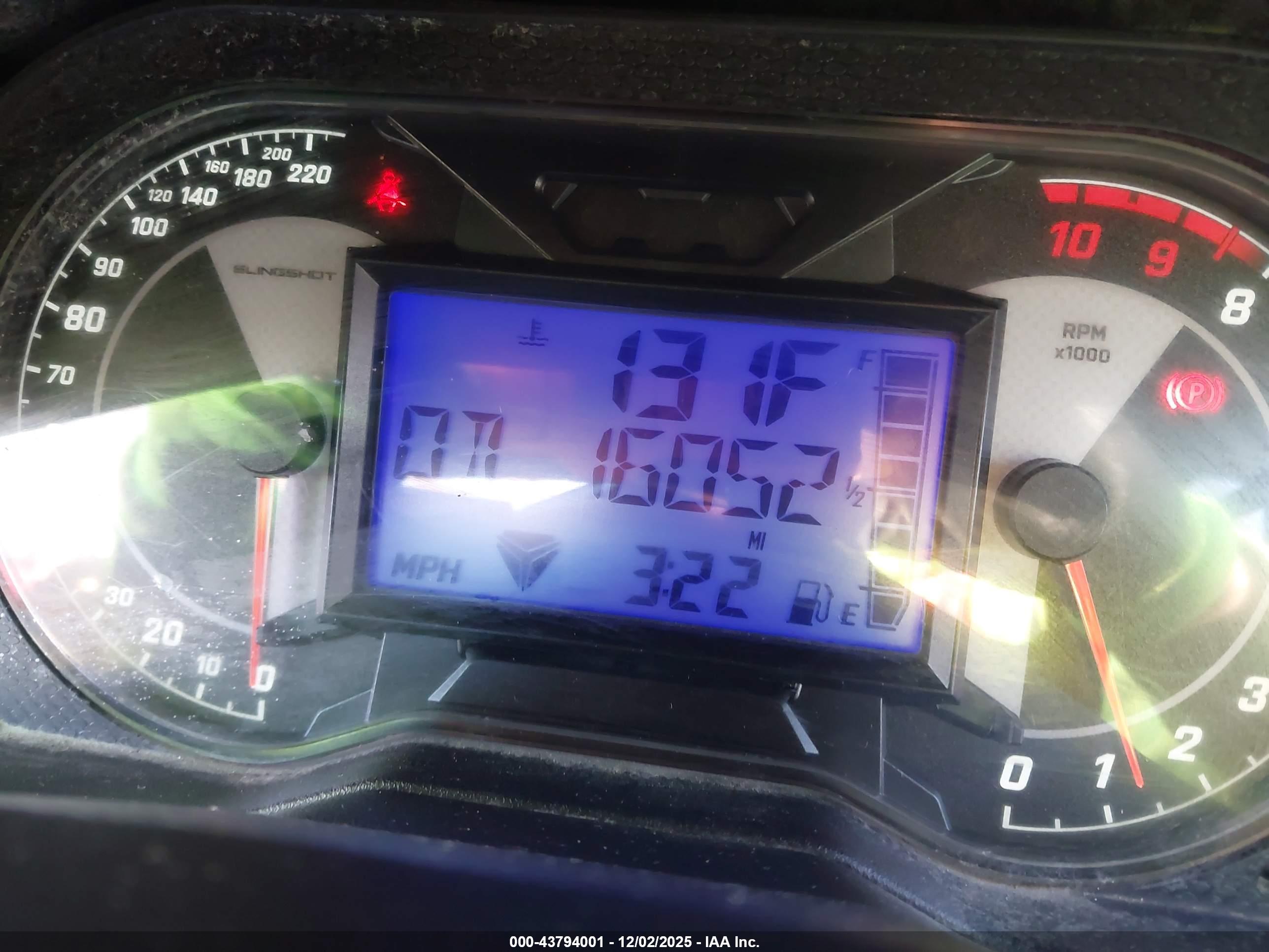 POLARIS SLINGSHOT image 7