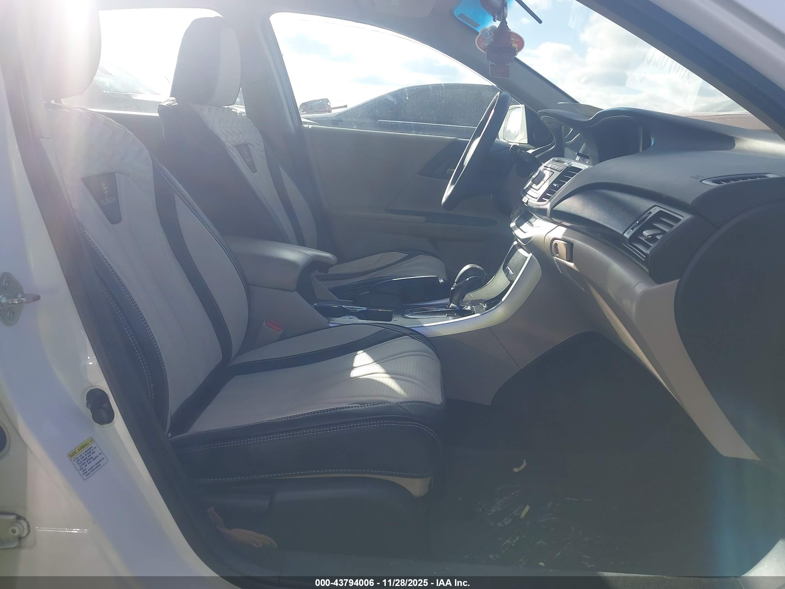 HONDA ACCORD image 5