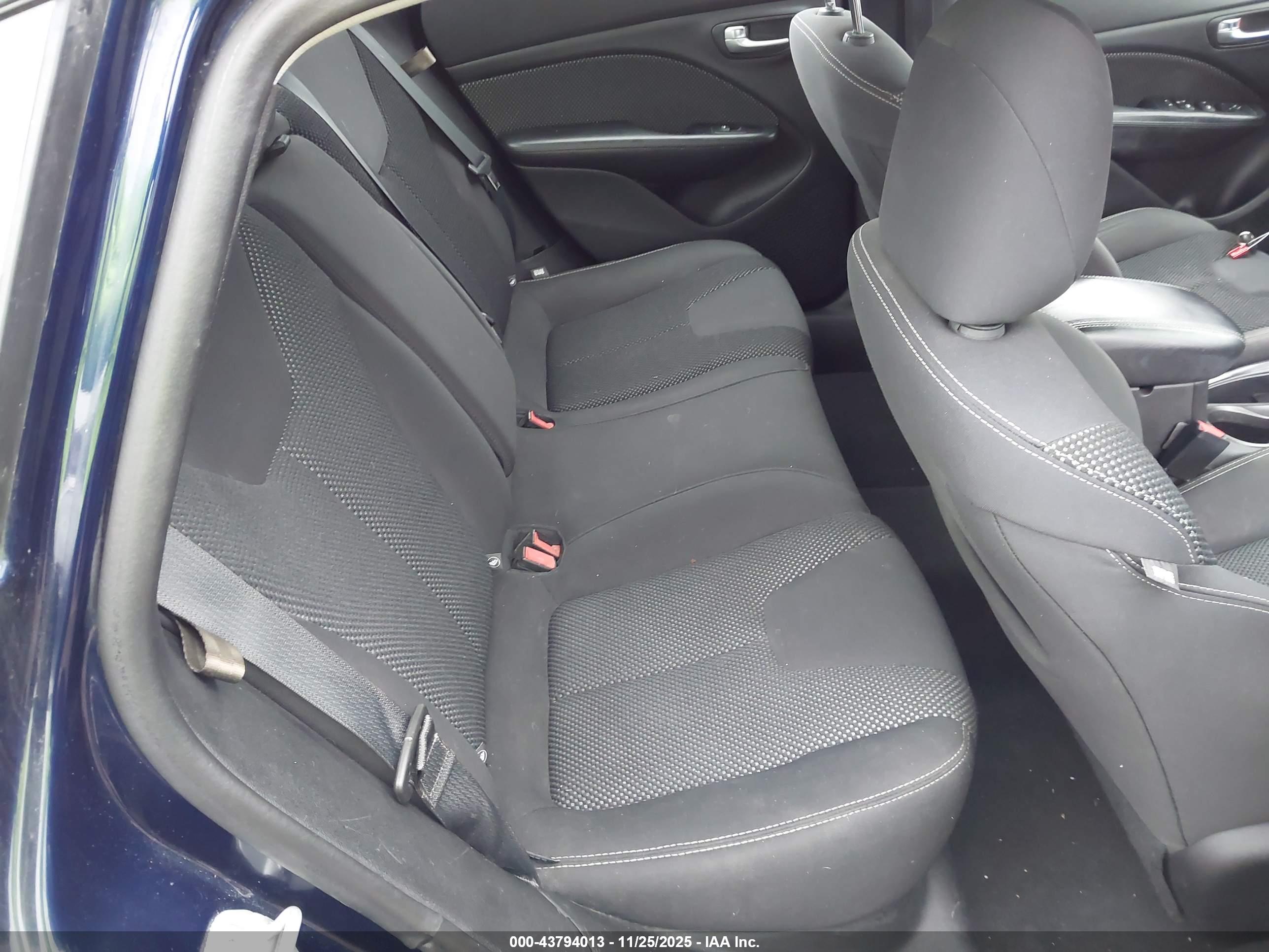 DODGE DART image 8