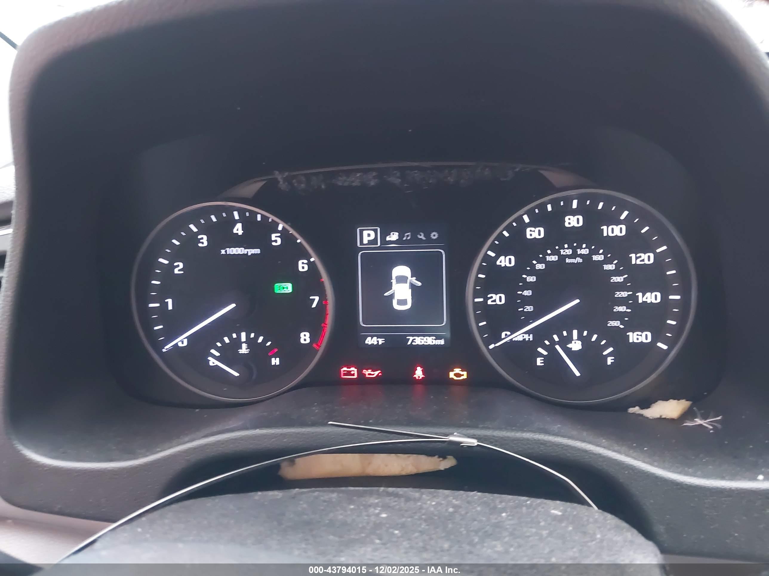 HYUNDAI ELANTRA image 7