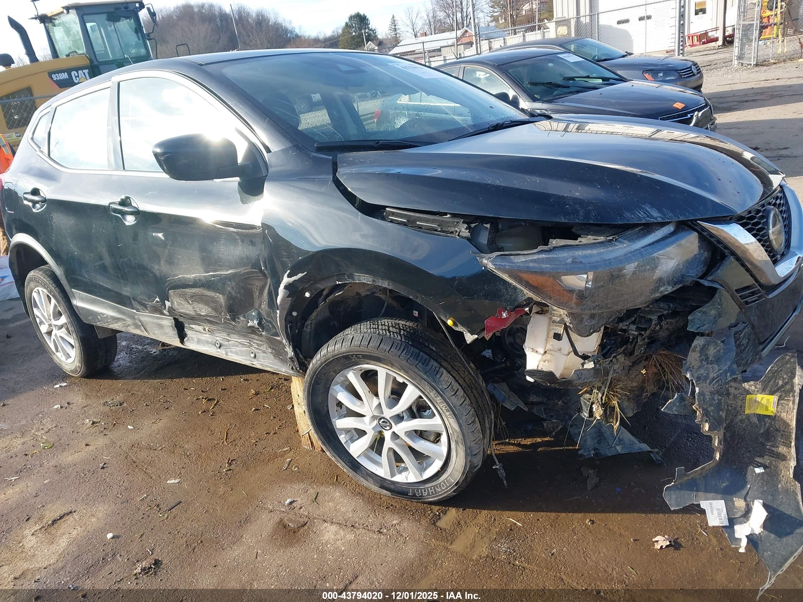 NISSAN ROGUE image 6