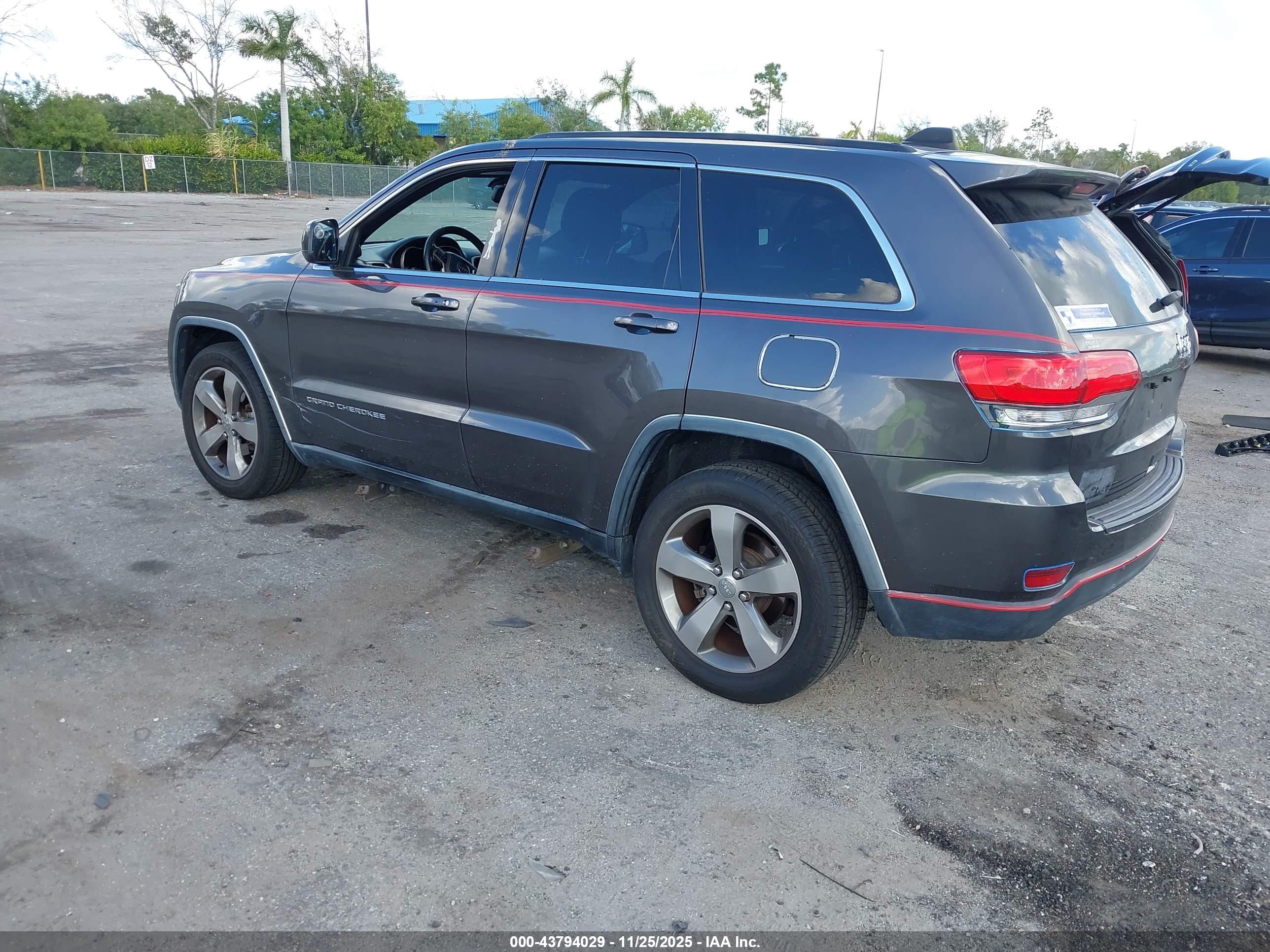 JEEP GRAND image 3