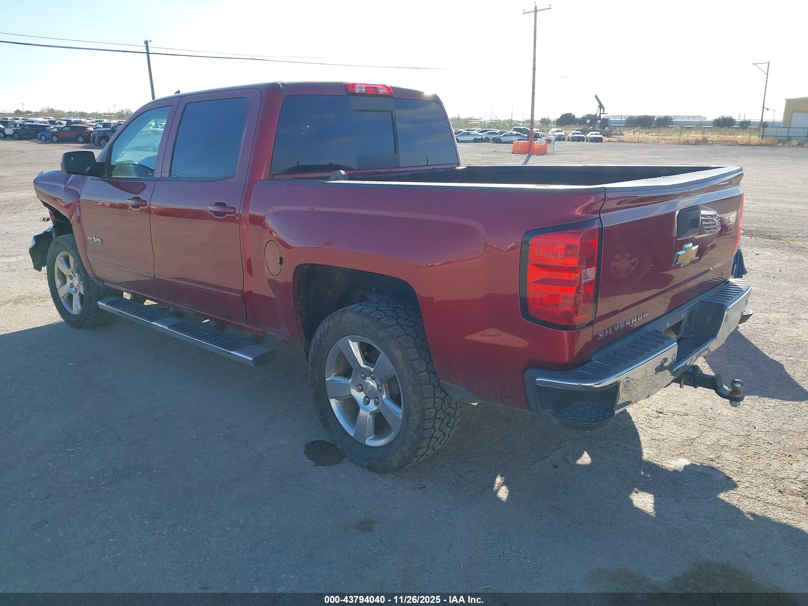 CHEVROLET SILVERADO image 3