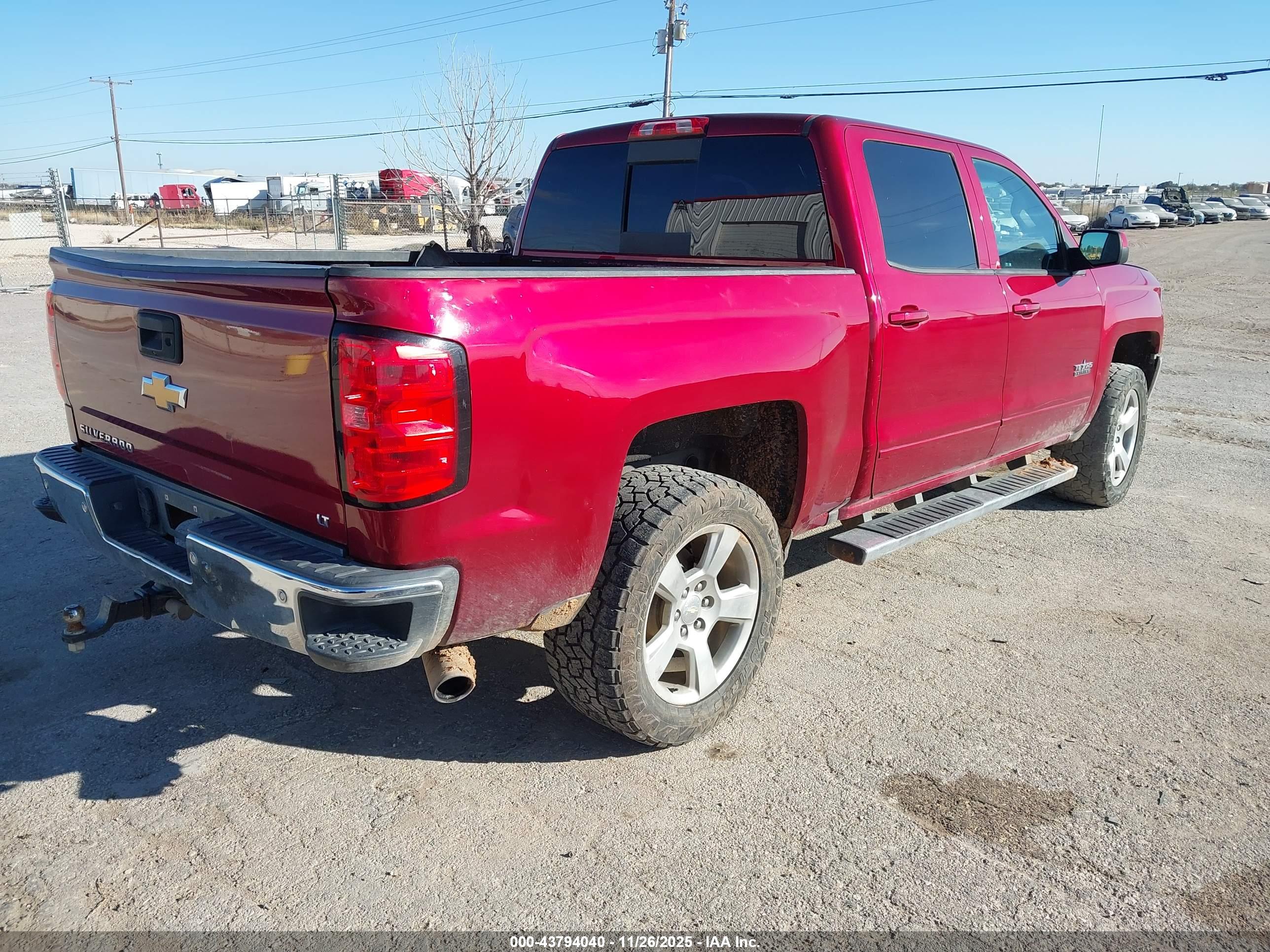 CHEVROLET SILVERADO image 4