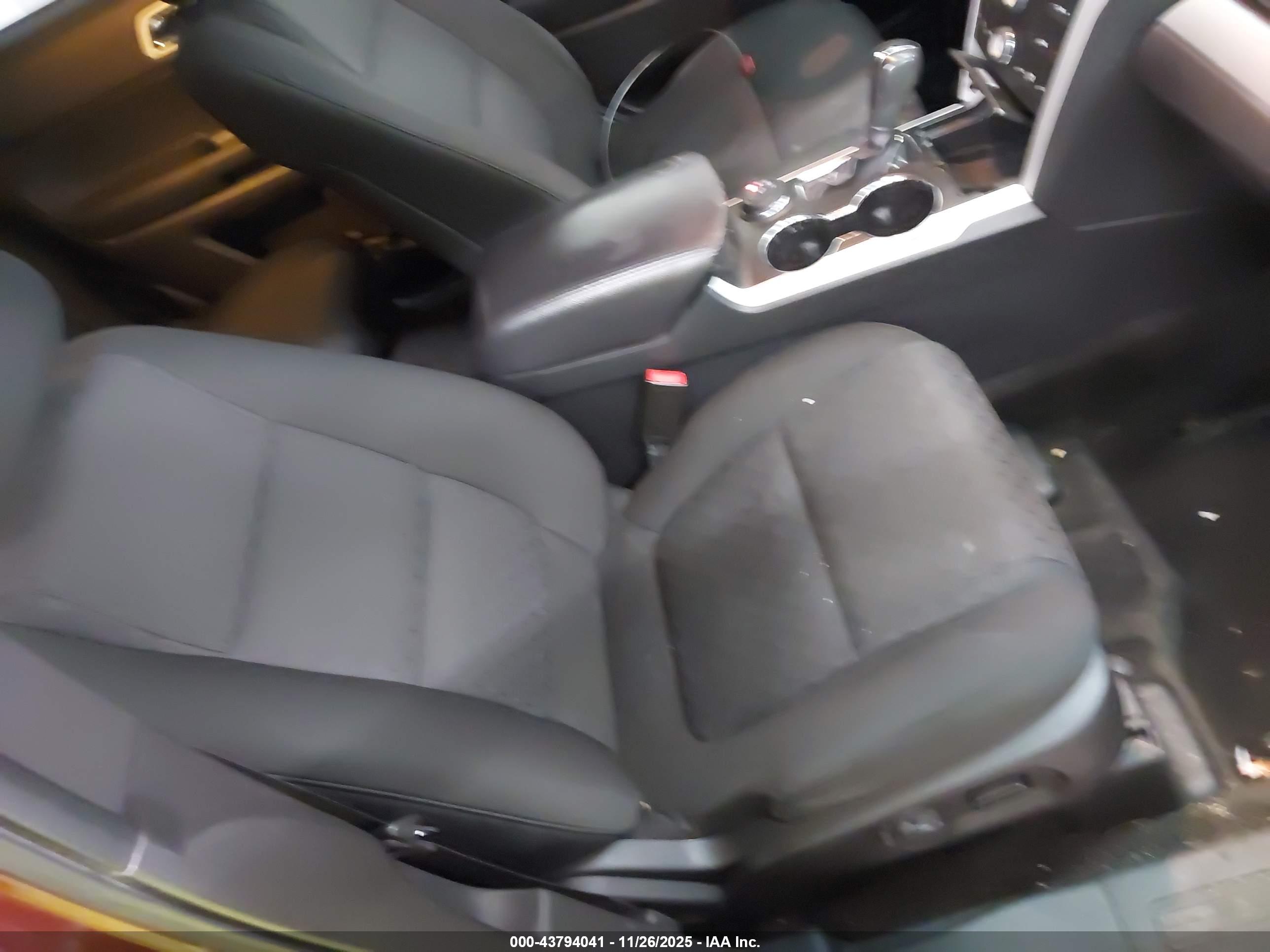 FORD EXPLORER image 5