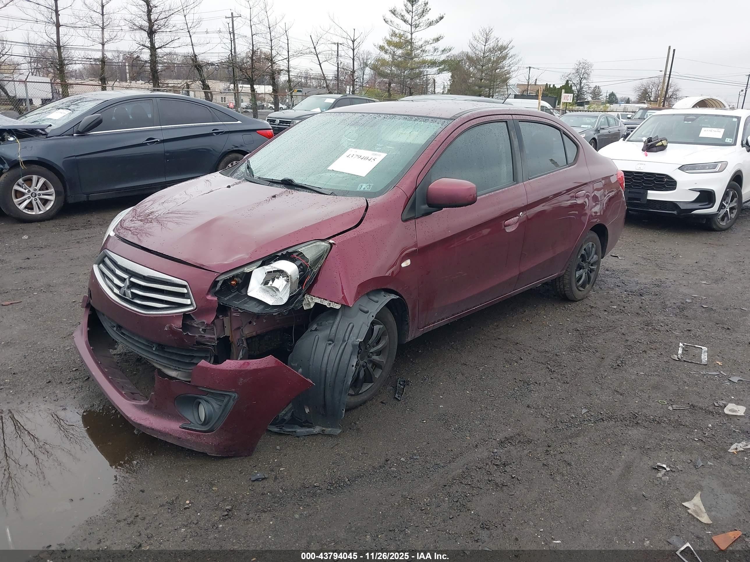 MITSUBISHI MIRAGE image 2
