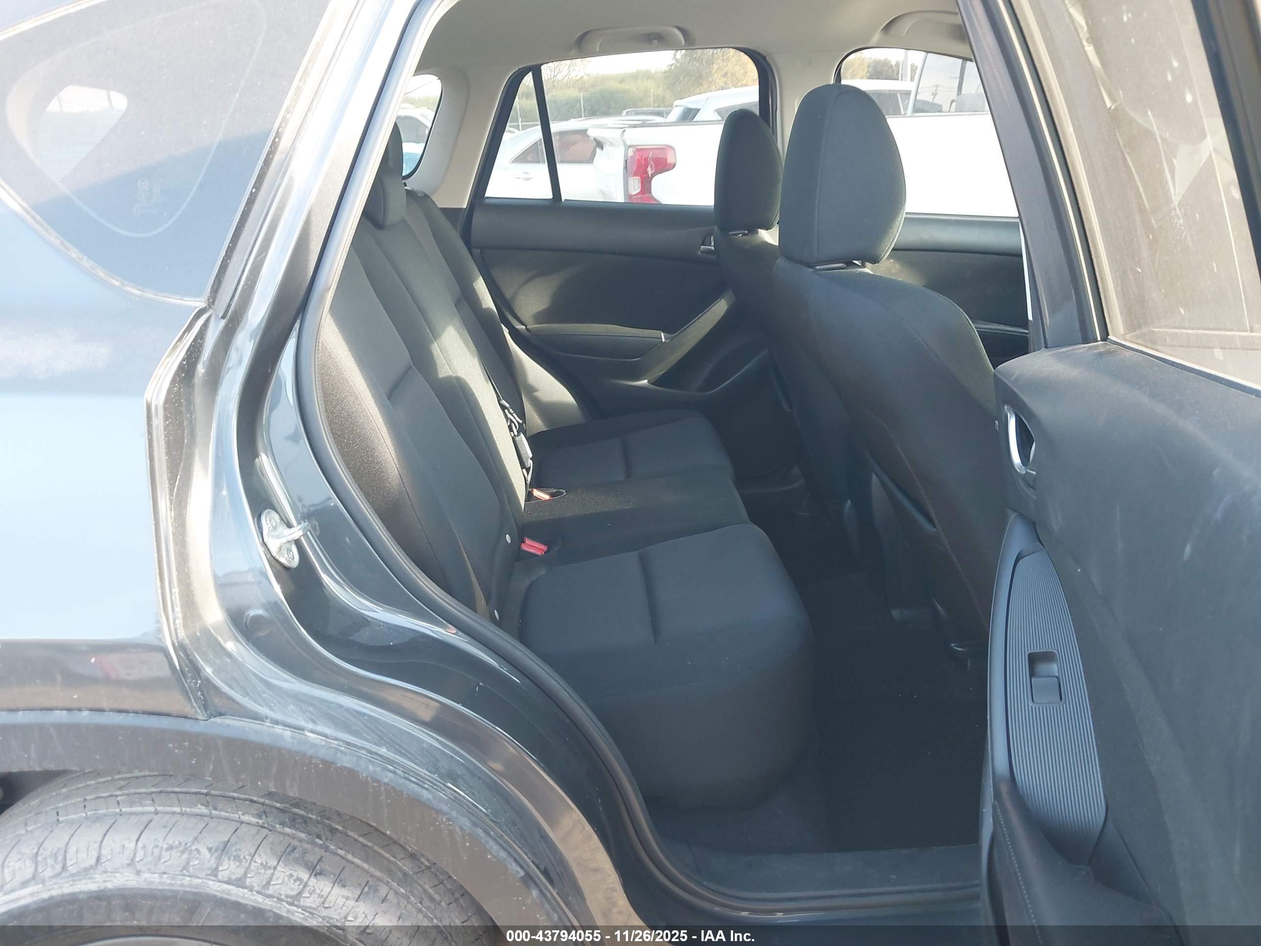 MAZDA CX-5 image 8