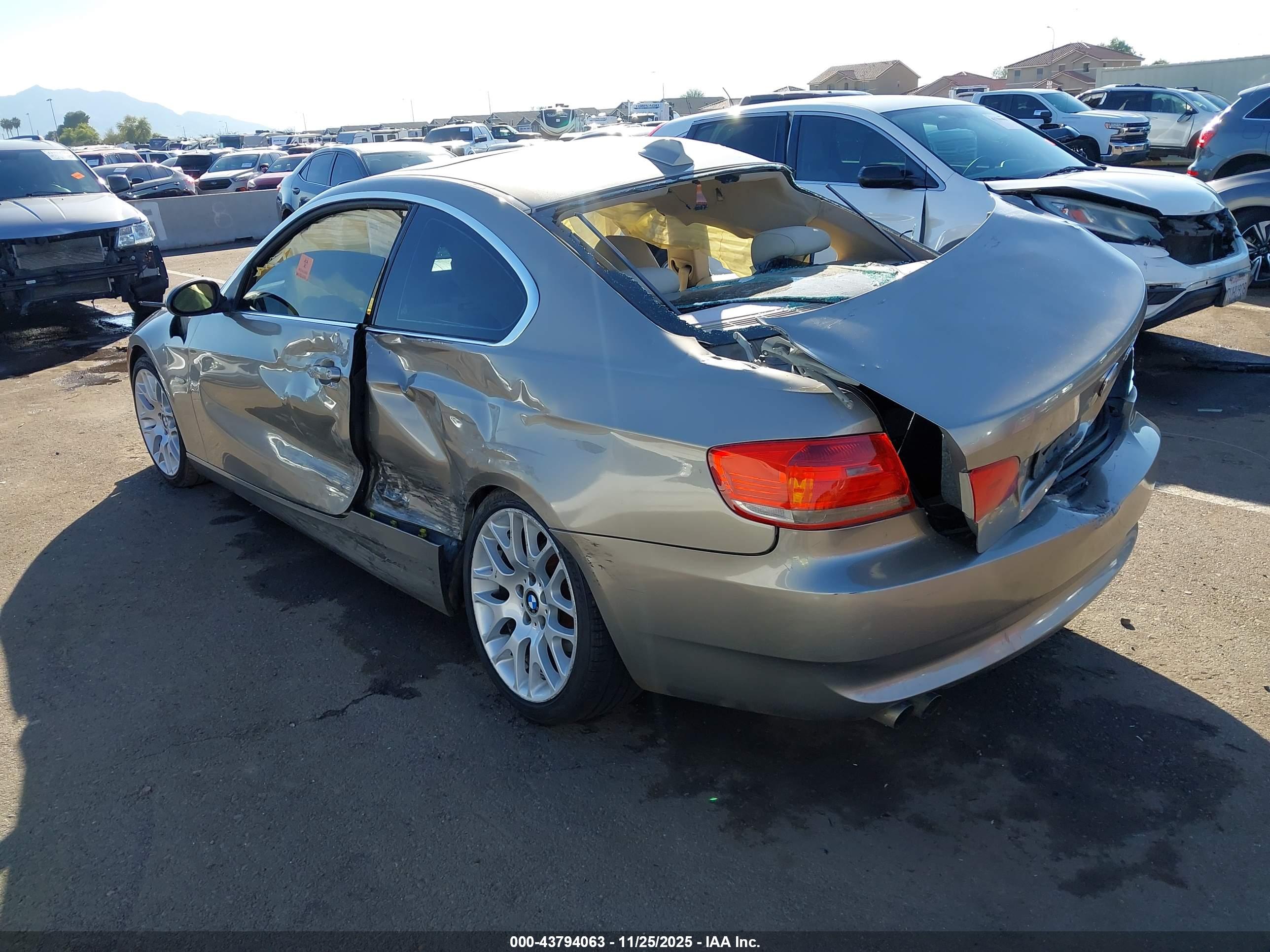 BMW 328I image 3
