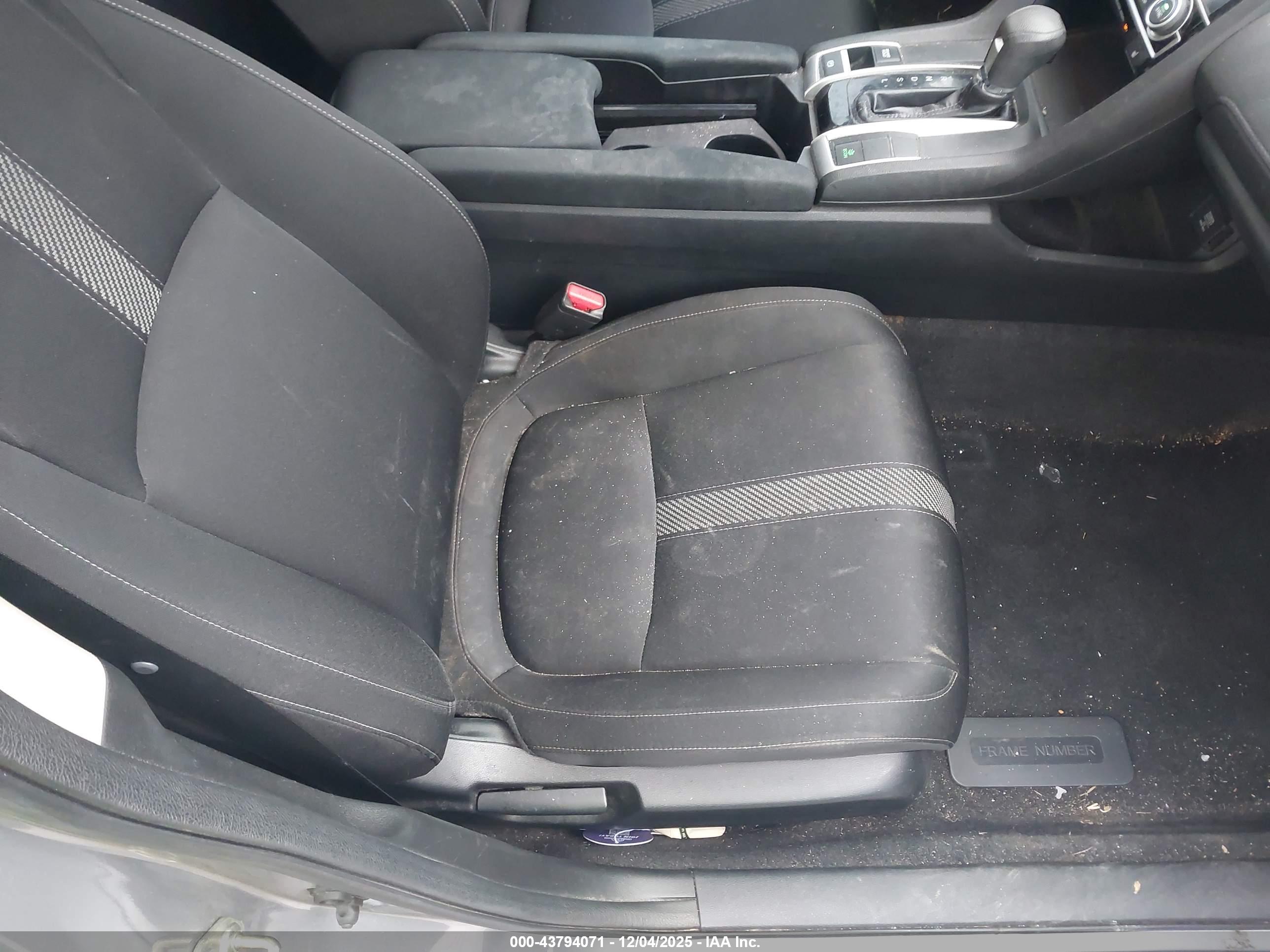 HONDA CIVIC image 5