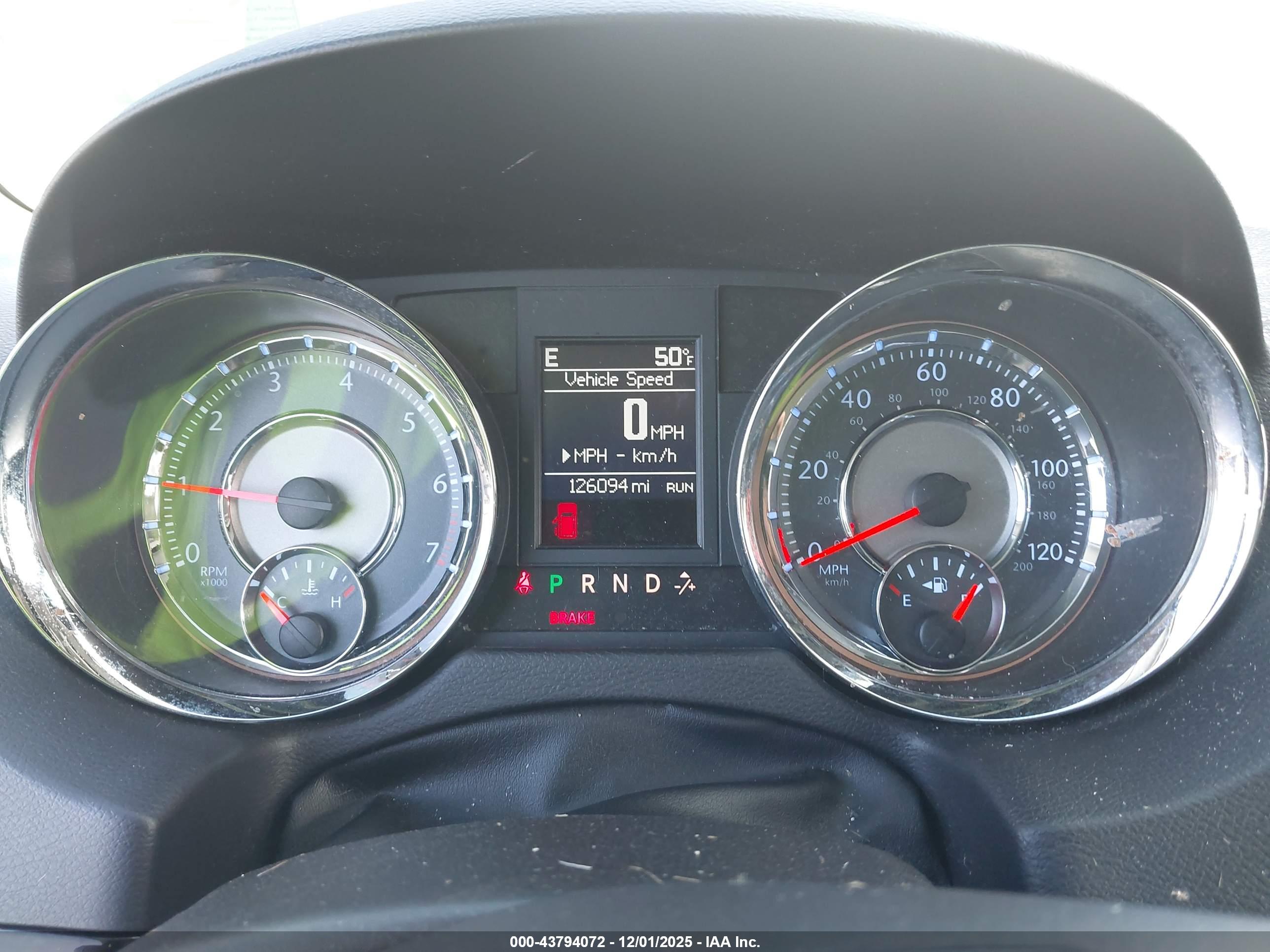 CHRYSLER TOWN image 7