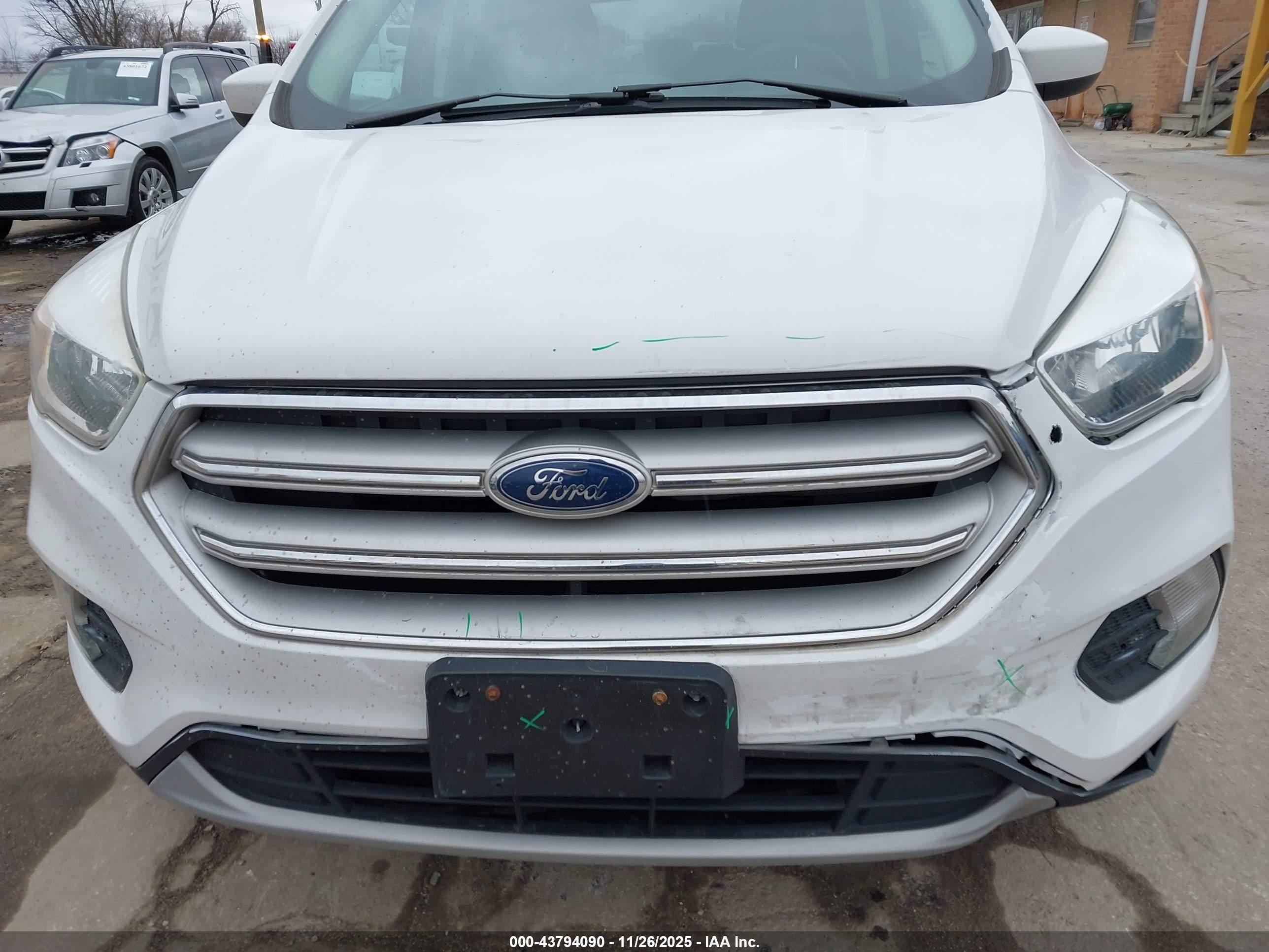 FORD ESCAPE image 6