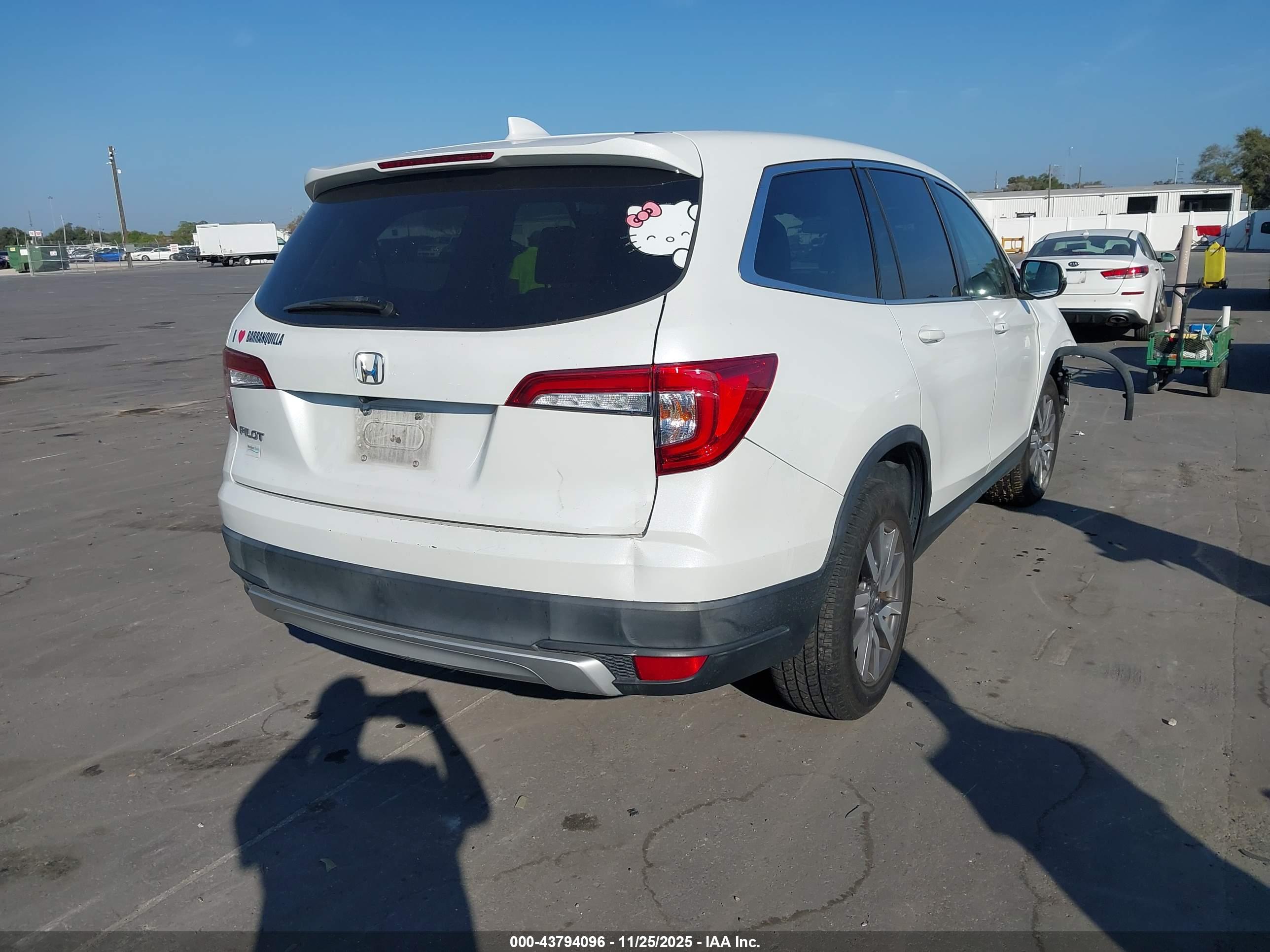 HONDA PILOT image 4