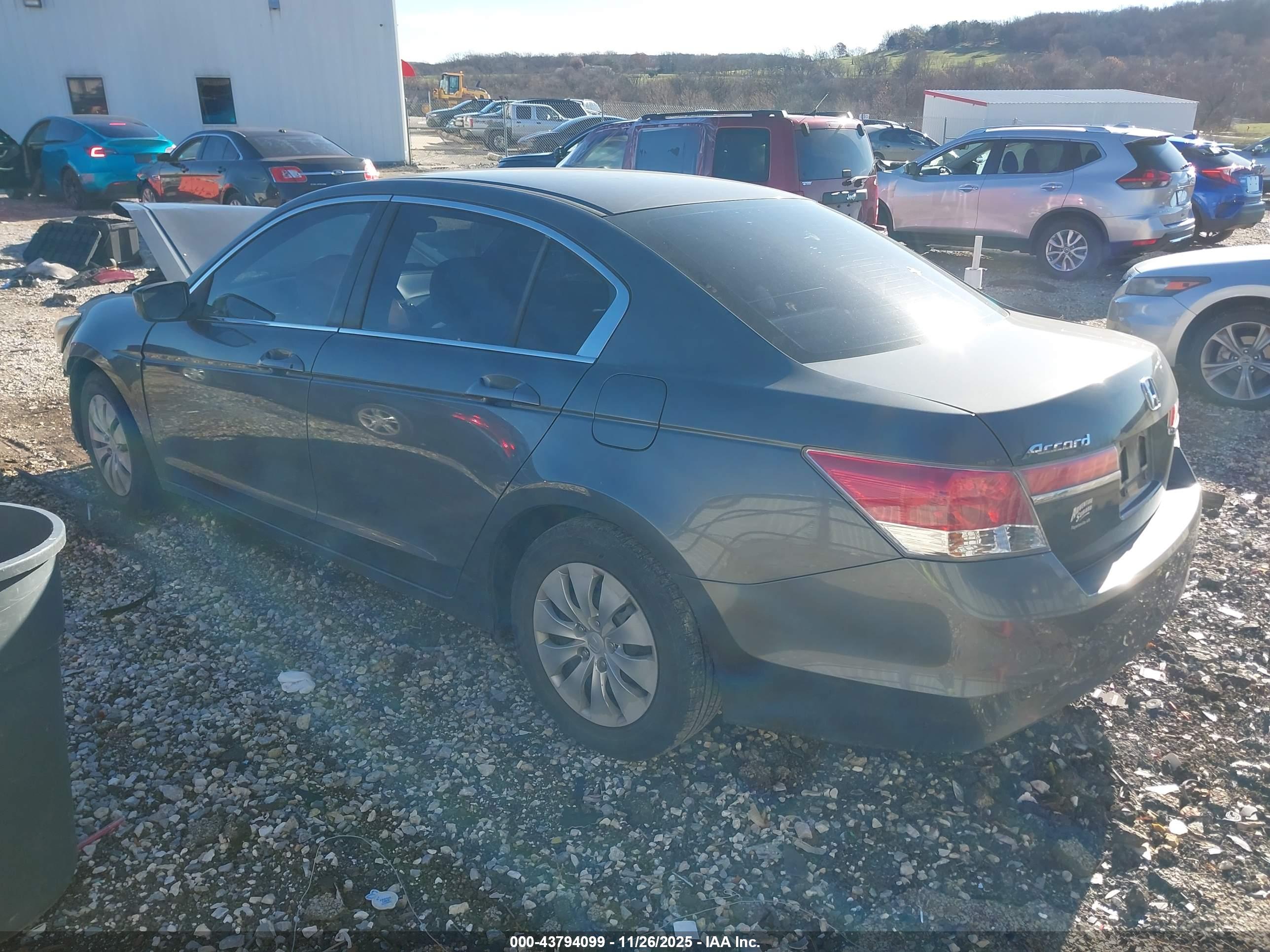 HONDA ACCORD image 3