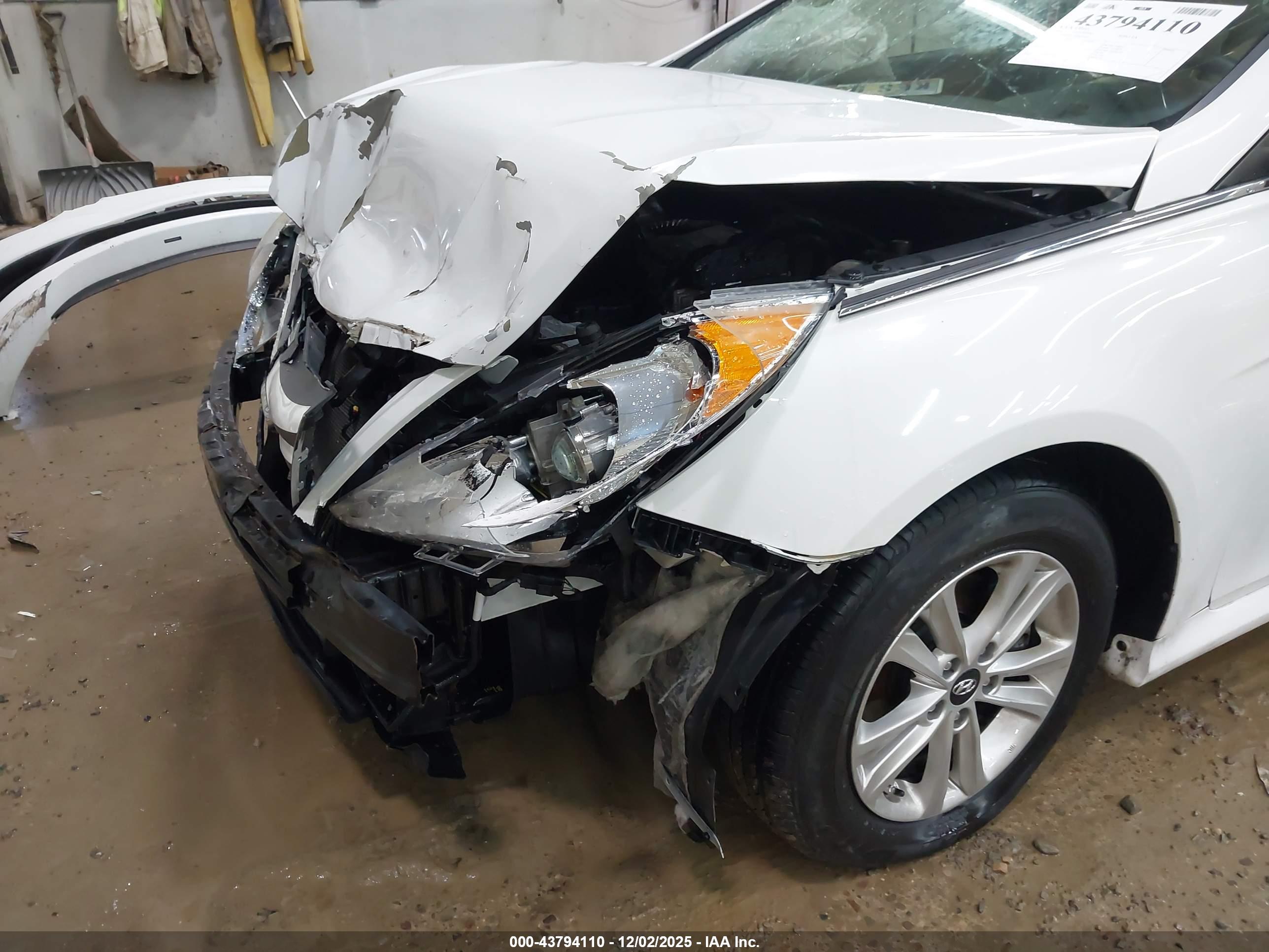 HYUNDAI SONATA image 6