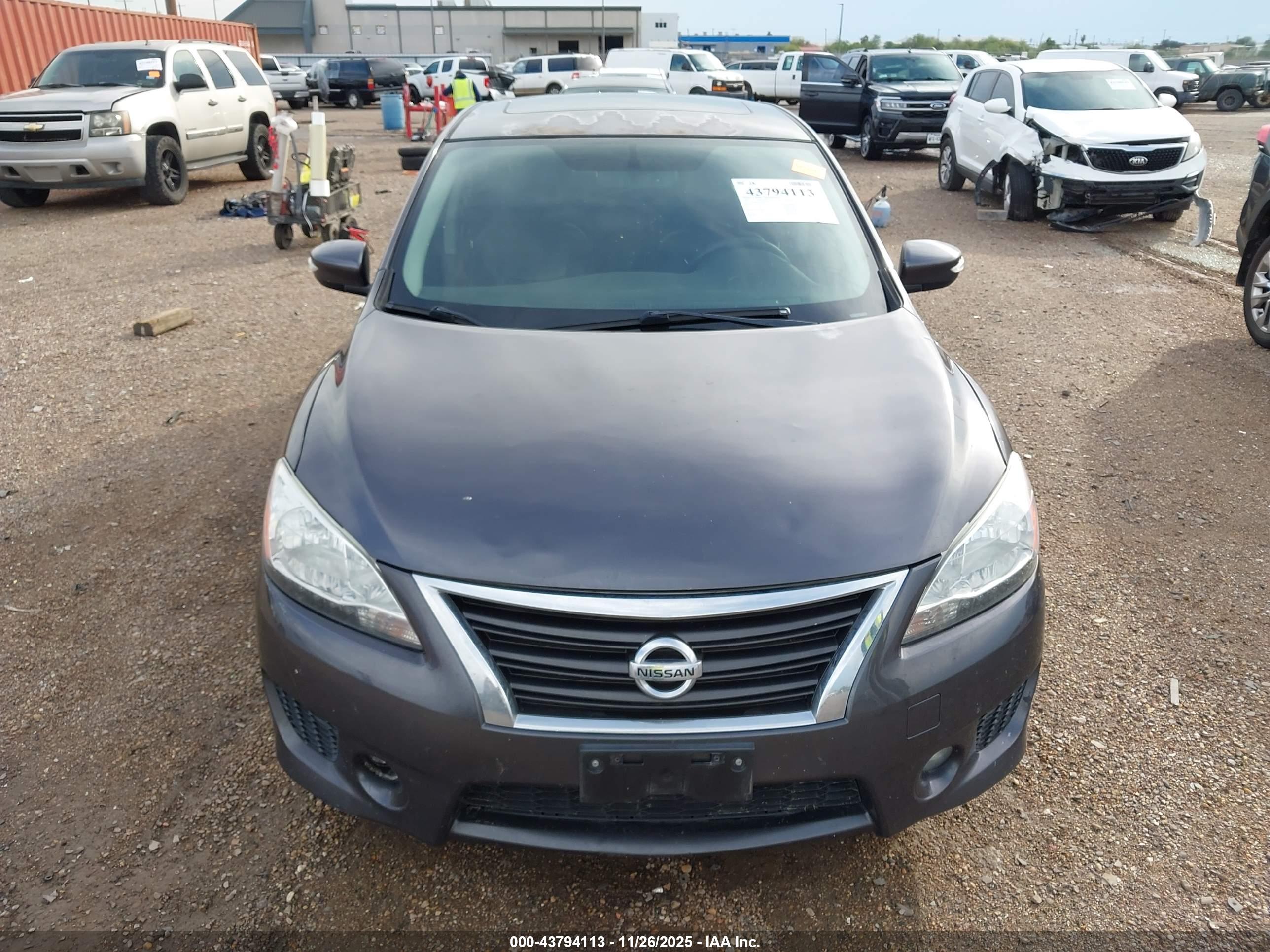 NISSAN SENTRA image 6