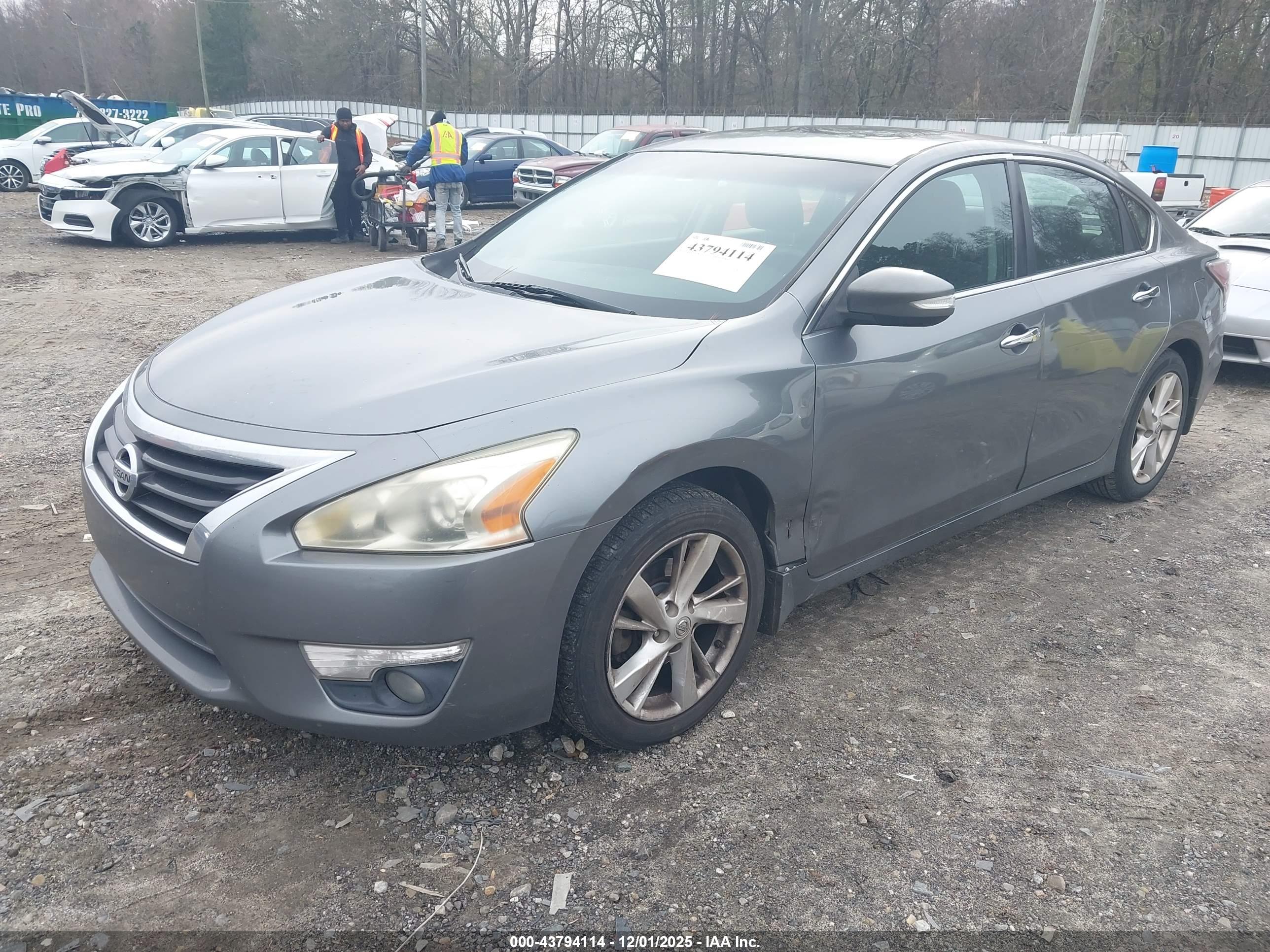 NISSAN ALTIMA image 2